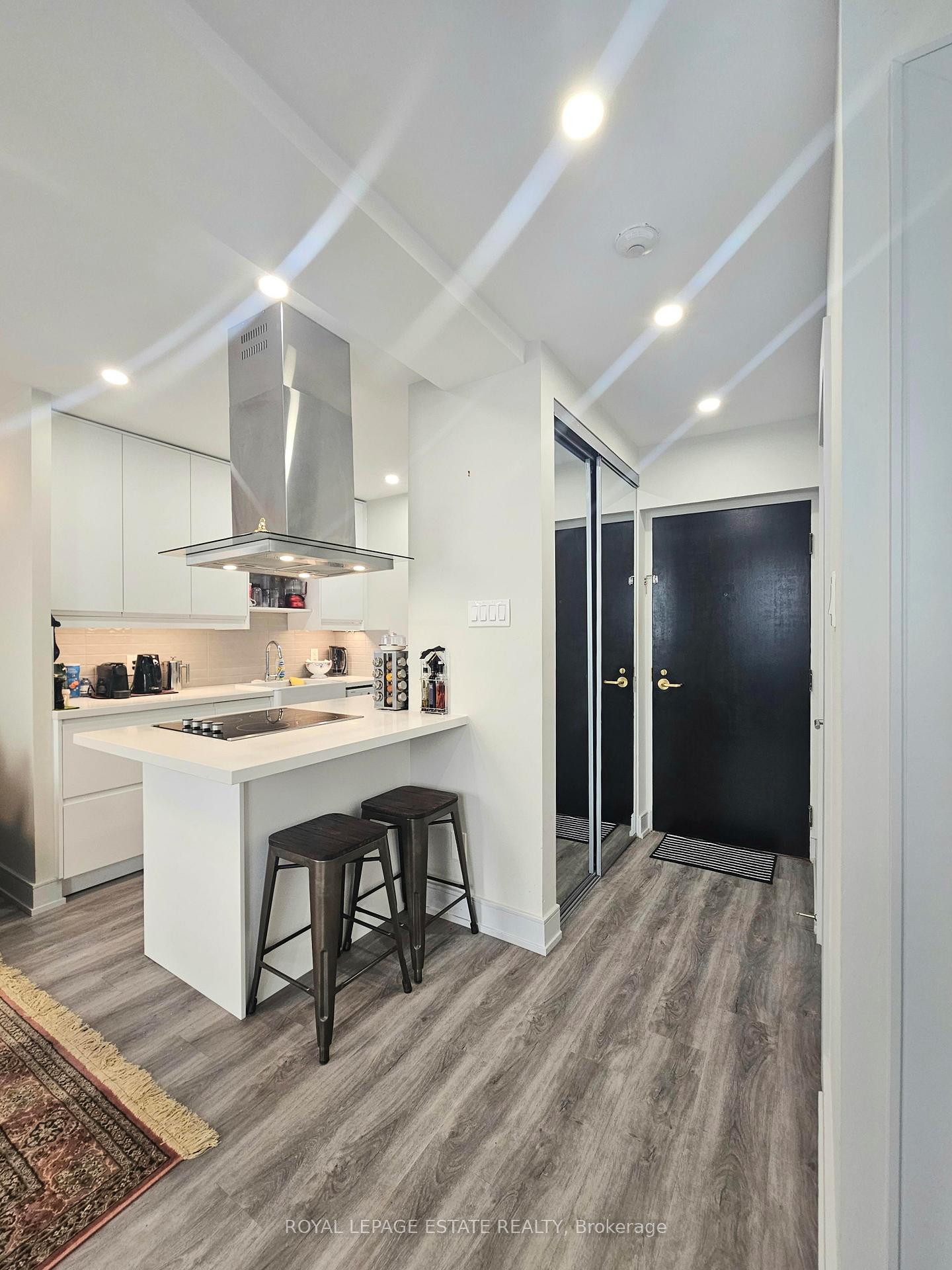 Photo 4 of Unit 505, 80 Charles Street E, Toronto, Church-Yonge Corridor — HOMEH
