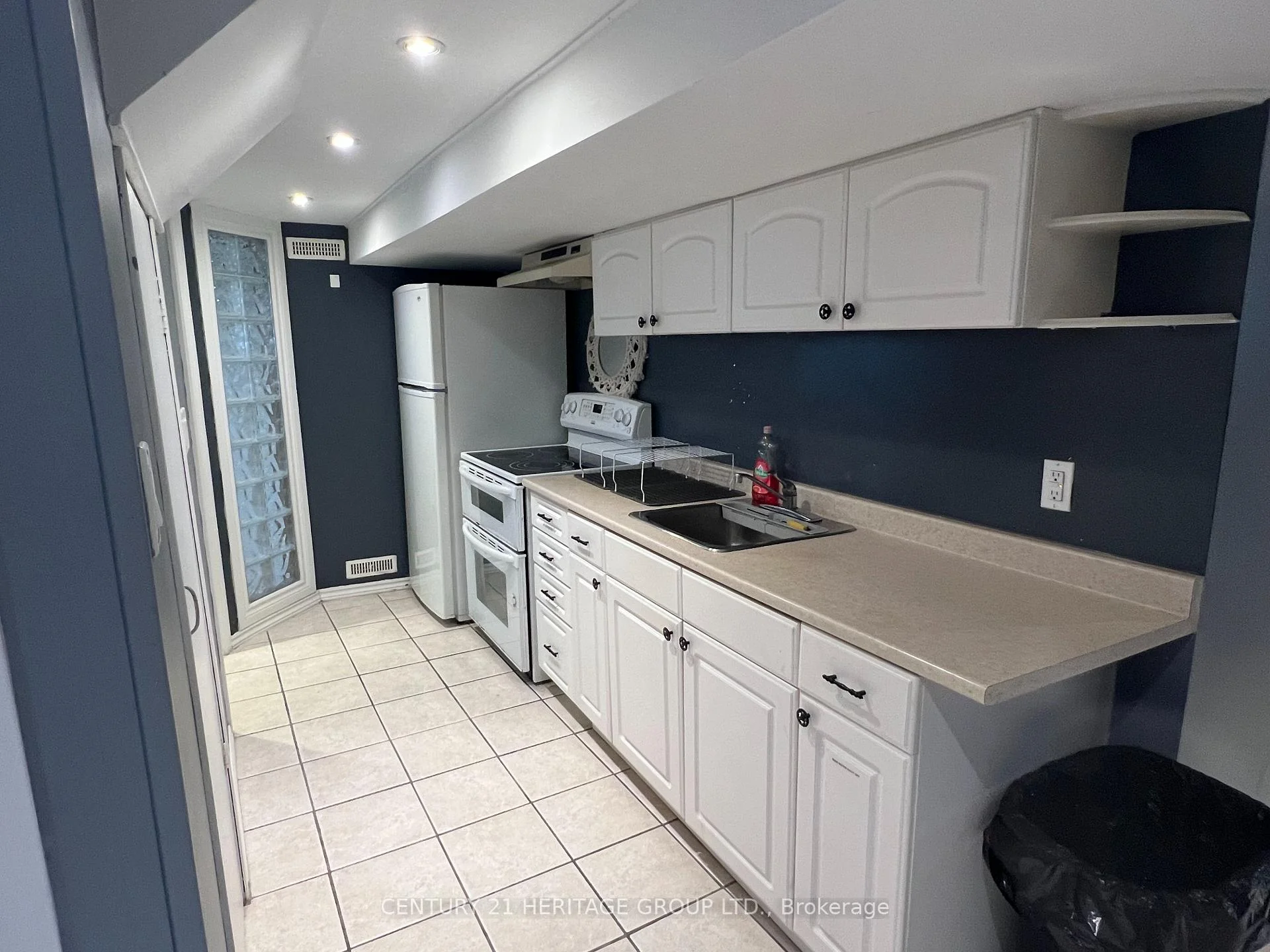 Photo 3 of Unit Basement, 42 Gentry Crescent, Richmond Hill, Crosby — HOMEH
