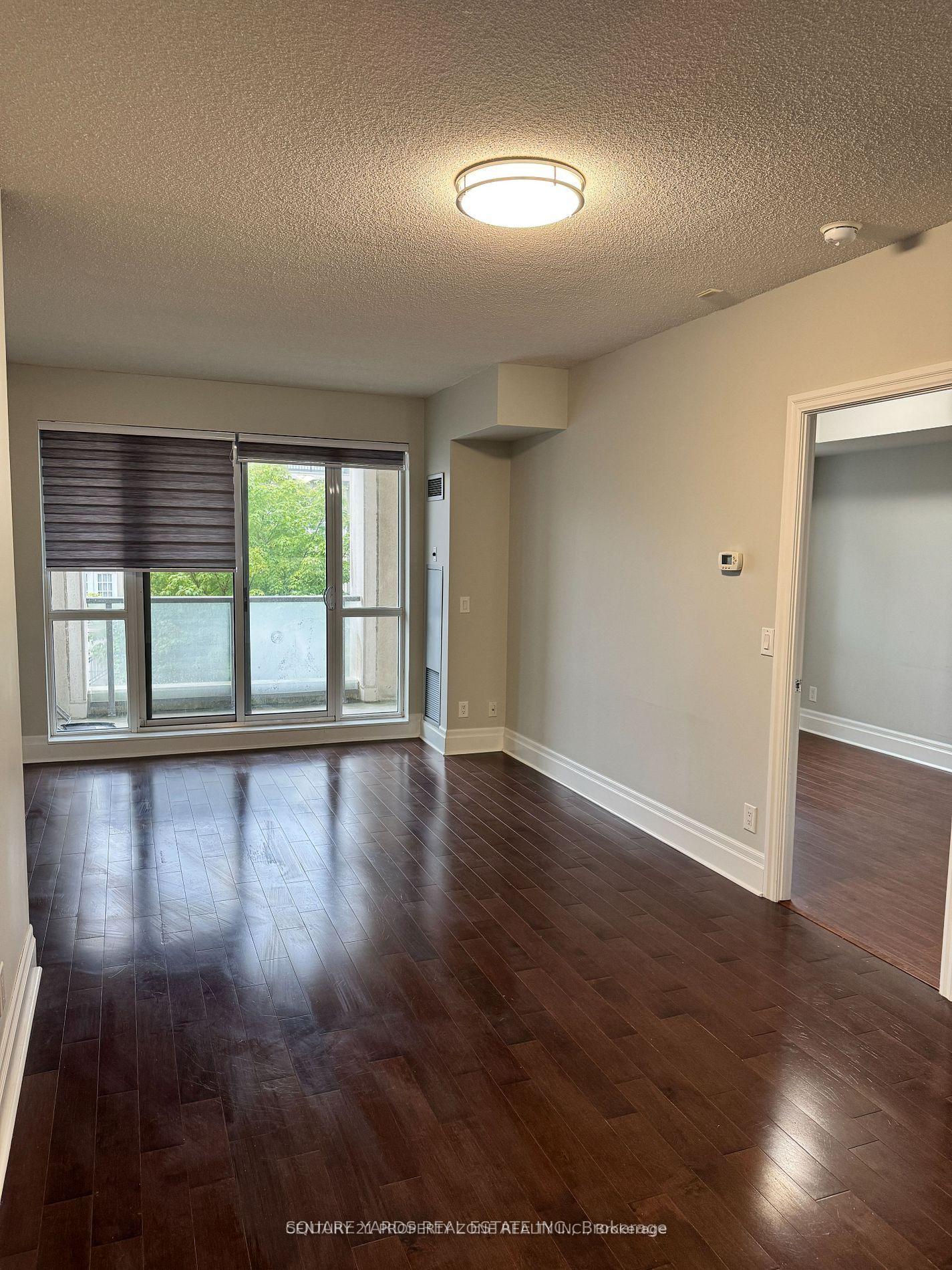Photo 7 of Unit 217, 39 Upper Duke Crescent, Markham, Unionville — HOMEH