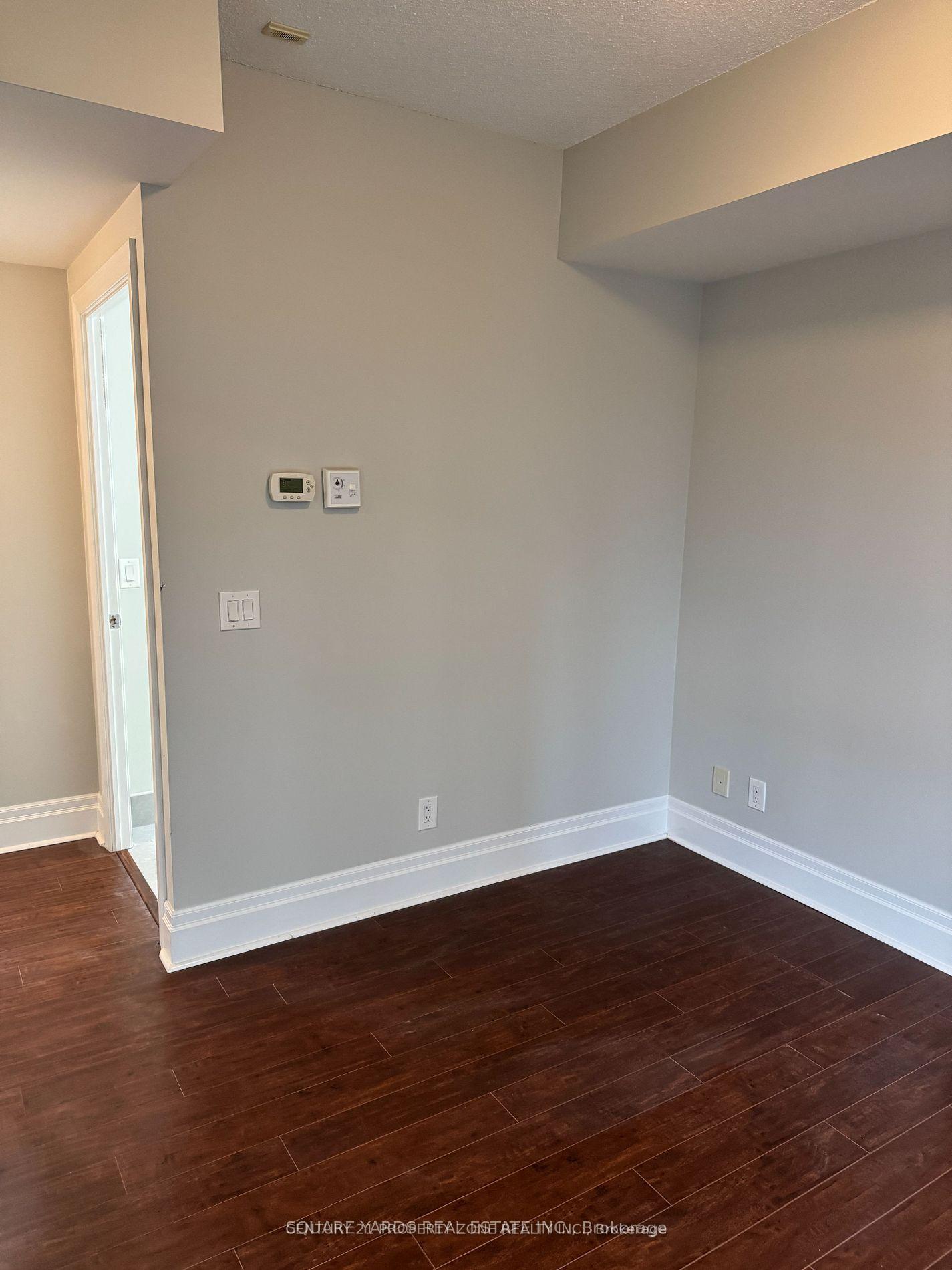 Photo 14 of Unit 217, 39 Upper Duke Crescent, Markham, Unionville — HOMEH