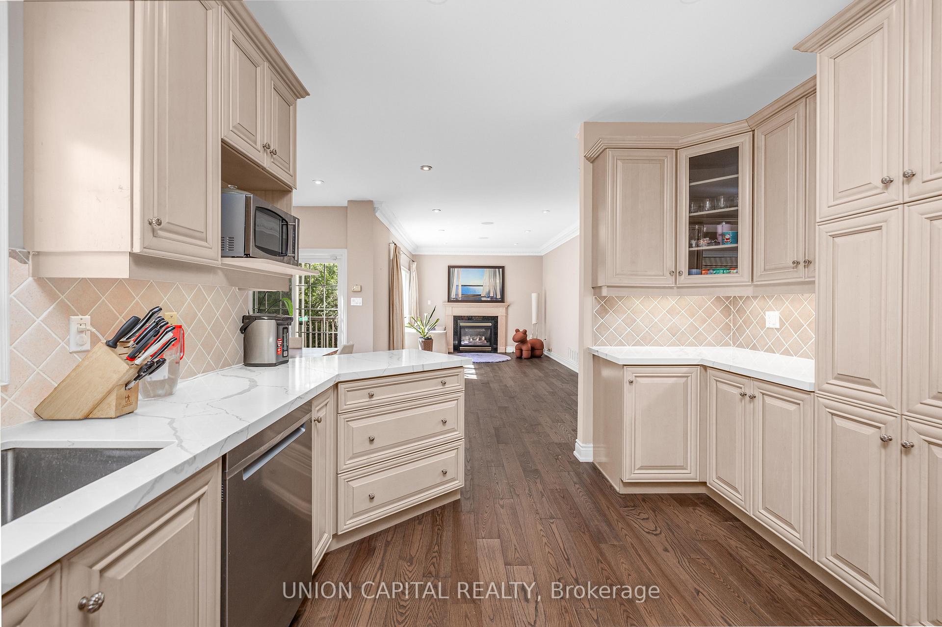 Photo 11 of 75 Langtry Place, Vaughan, Uplands — HOMEH