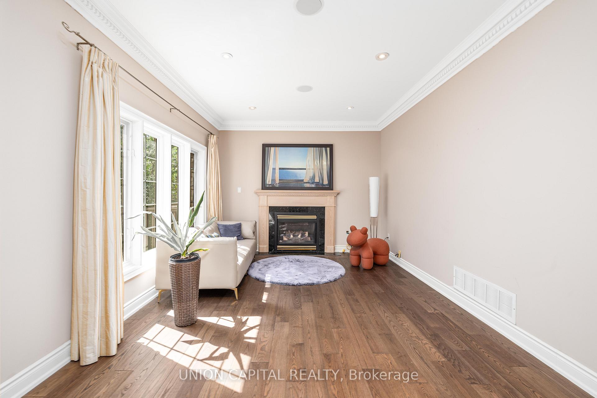 Photo 14 of 75 Langtry Place, Vaughan, Uplands — HOMEH