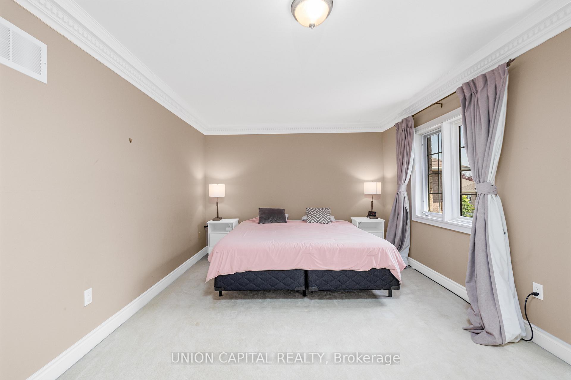 Photo 20 of 75 Langtry Place, Vaughan, Uplands — HOMEH