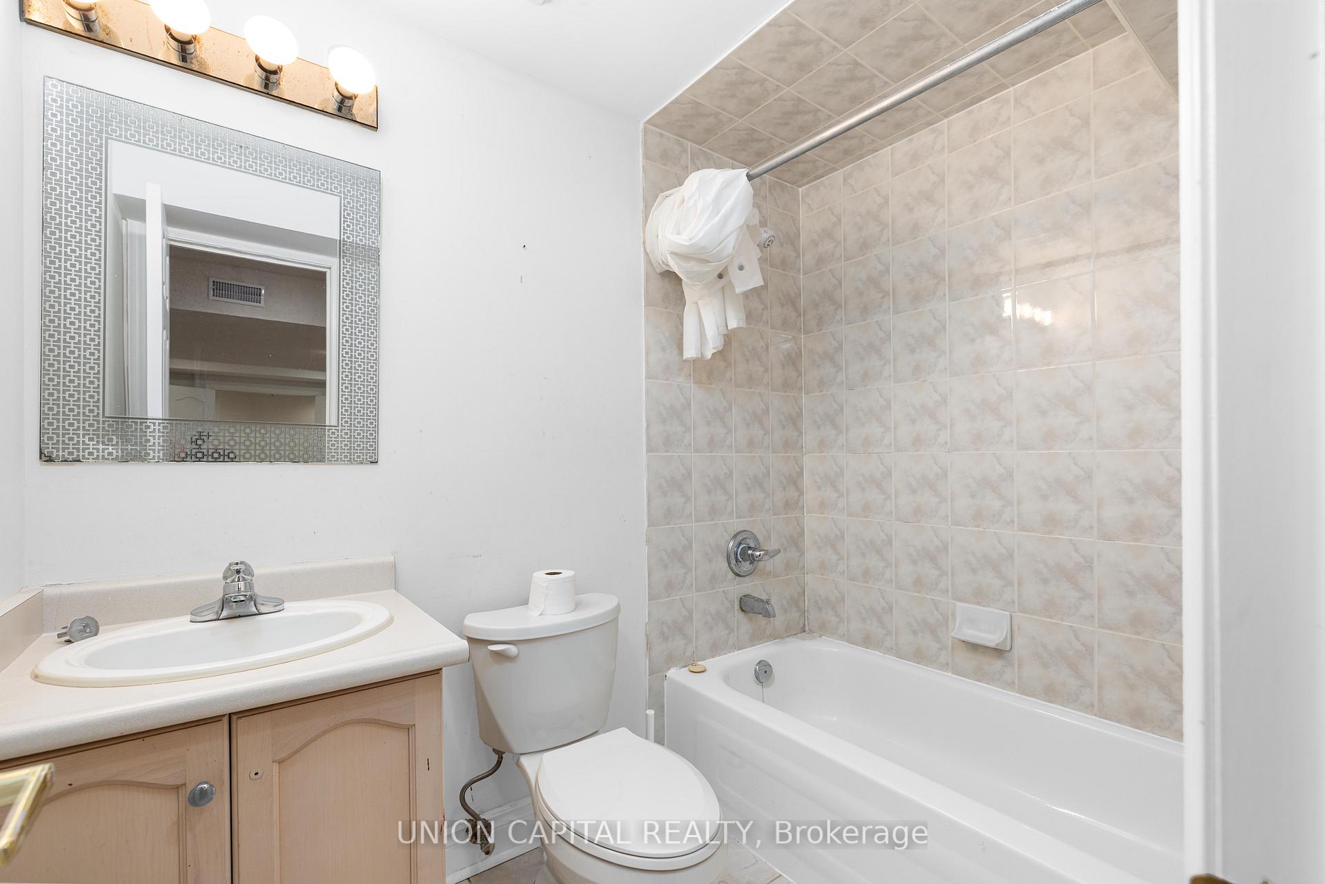 Photo 42 of 75 Langtry Place, Vaughan, Uplands — HOMEH