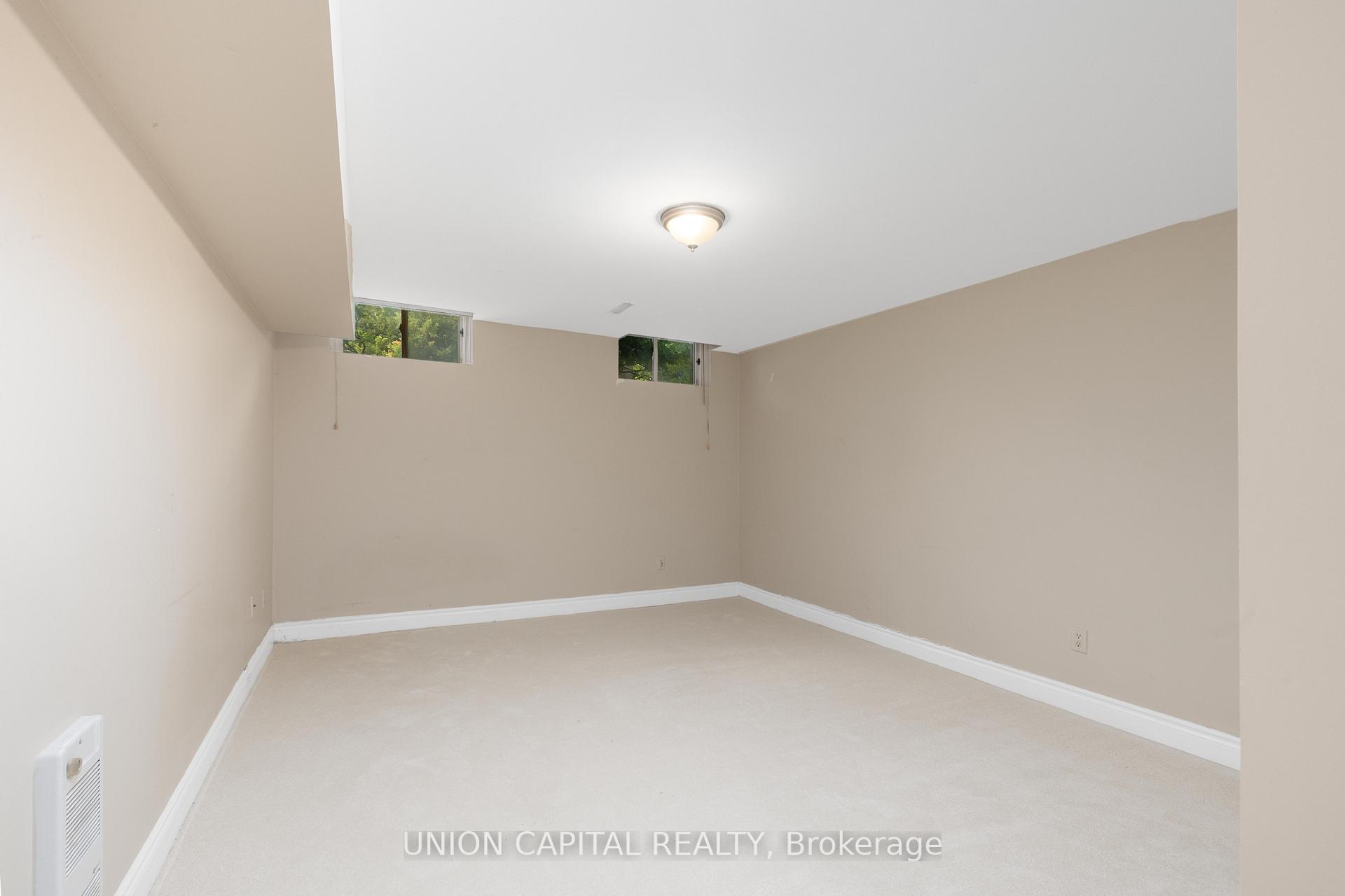 Photo 43 of 75 Langtry Place, Vaughan, Uplands — HOMEH