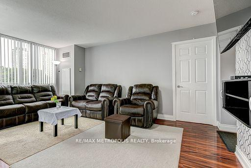 Photo 5 of Unit 609, 88 Grangeway Avenue, Scarborough, Woburn — HOMEH