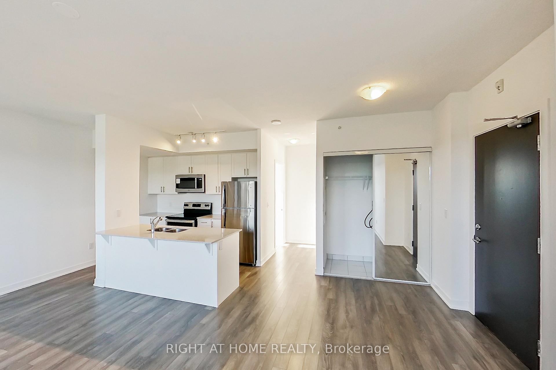 Photo 5 of Unit 1001, 550 North Service Road, Grimsby, Grimsby Beach — HOMEH