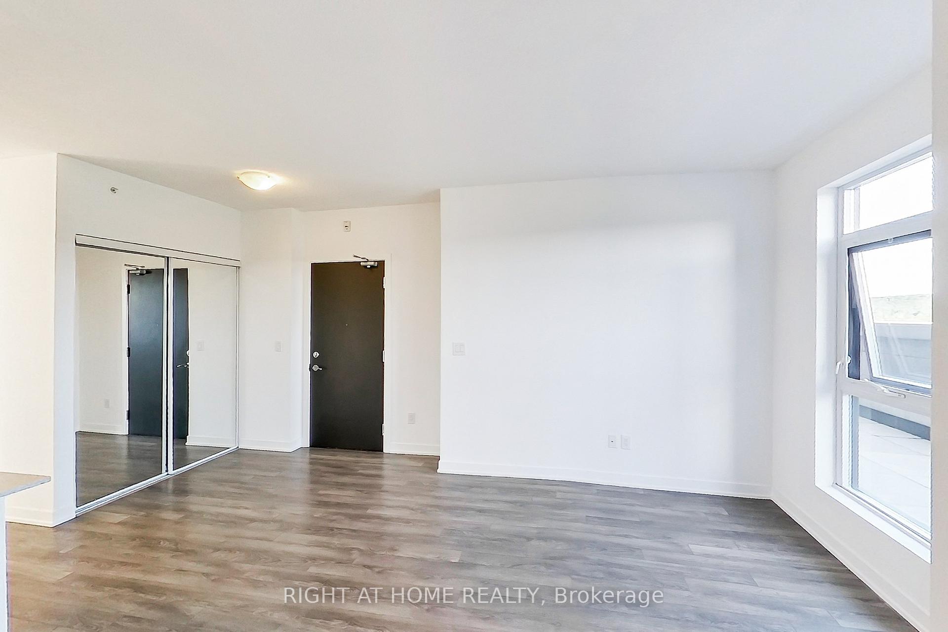 Photo 9 of Unit 1001, 550 North Service Road, Grimsby, Grimsby Beach — HOMEH