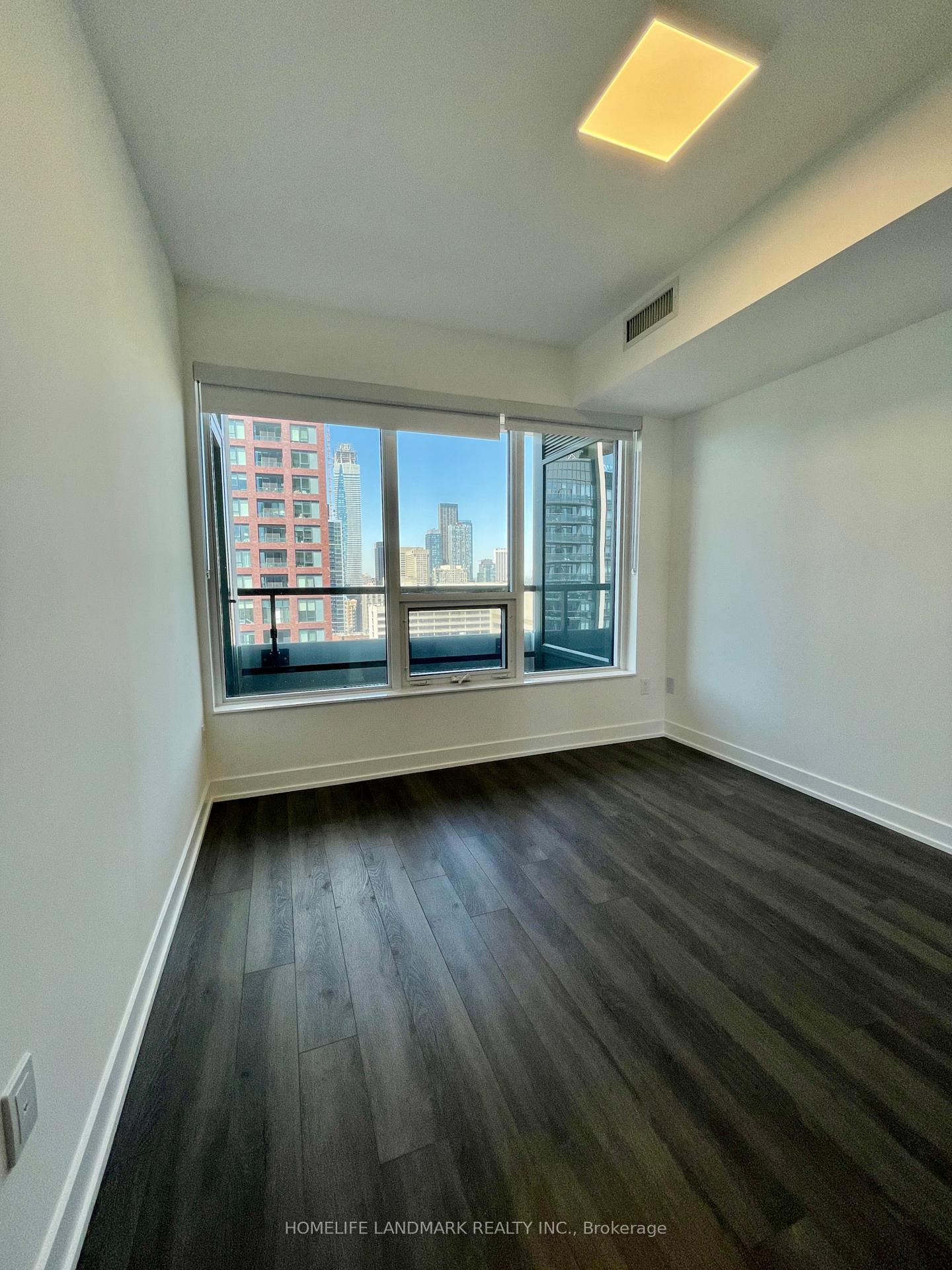 Photo 8 of Unit 3502, 609 Sherbourne Street, Toronto, North St. James Town — HOMEH