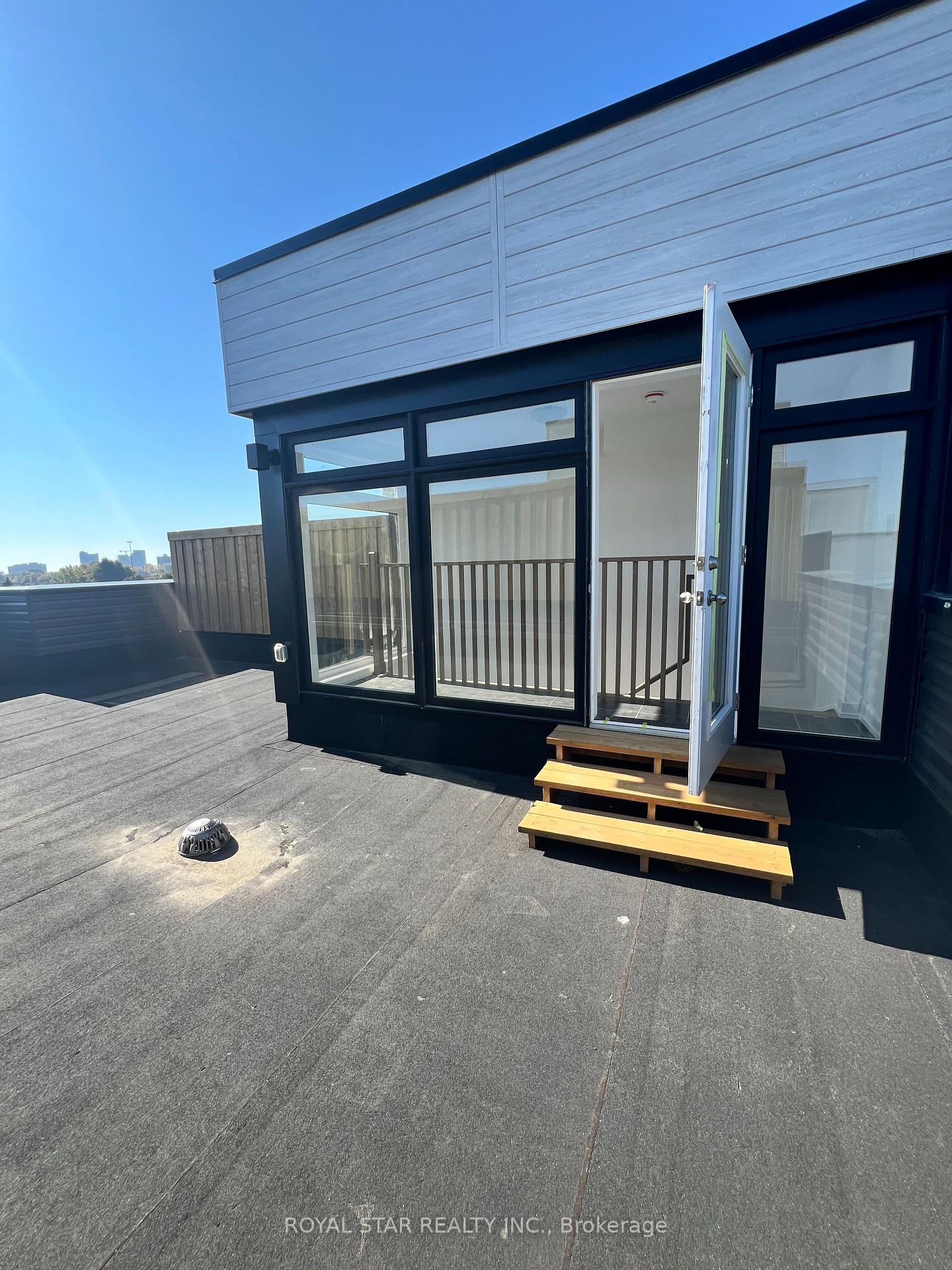 Photo 12 of Unit 3, 184 Angus Drive, Ajax, Central — HOMEH