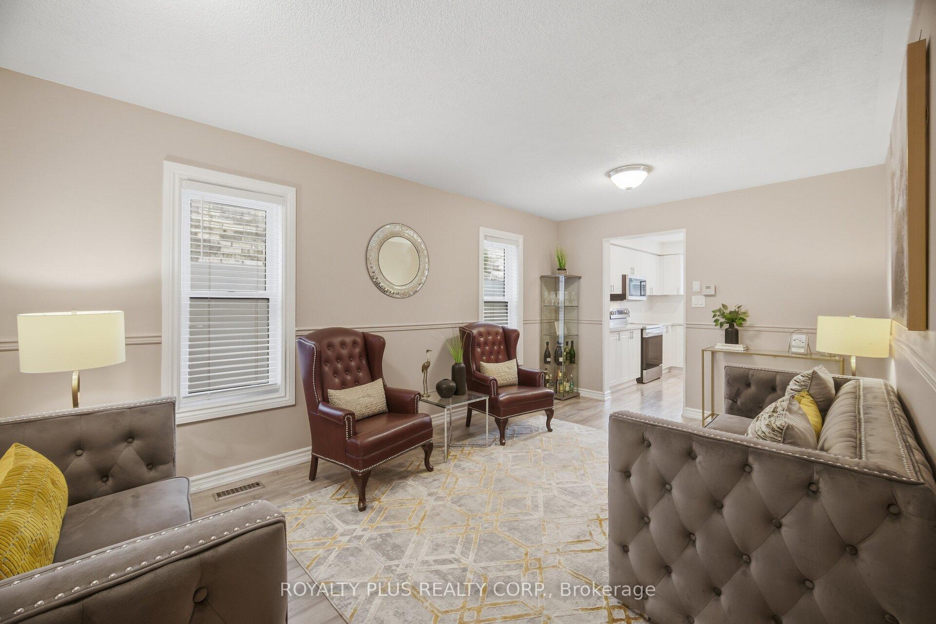 Photo 7 of 452 Jay Crescent, Orangeville — HOMEH