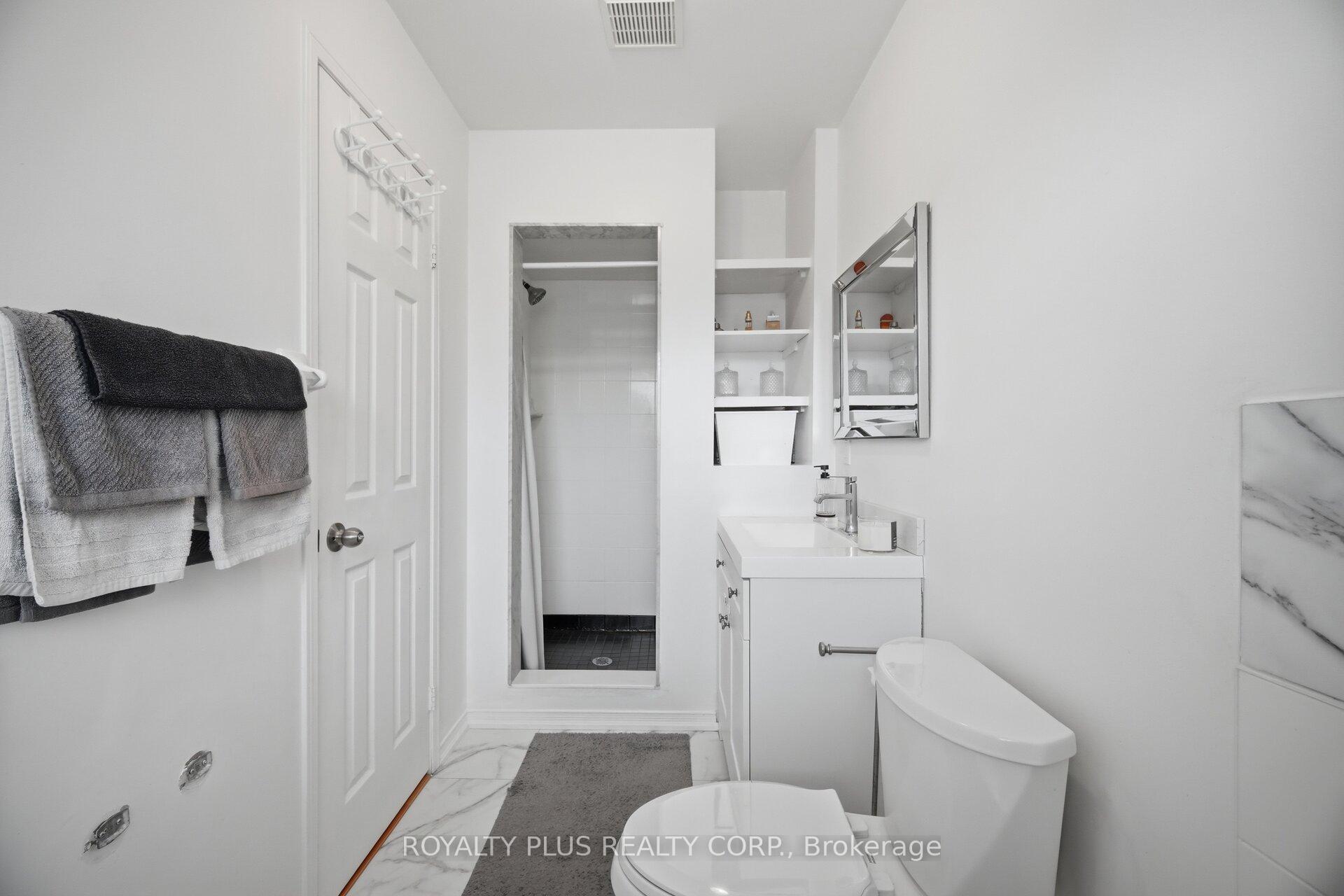 Photo 29 of 452 Jay Crescent, Orangeville — HOMEH