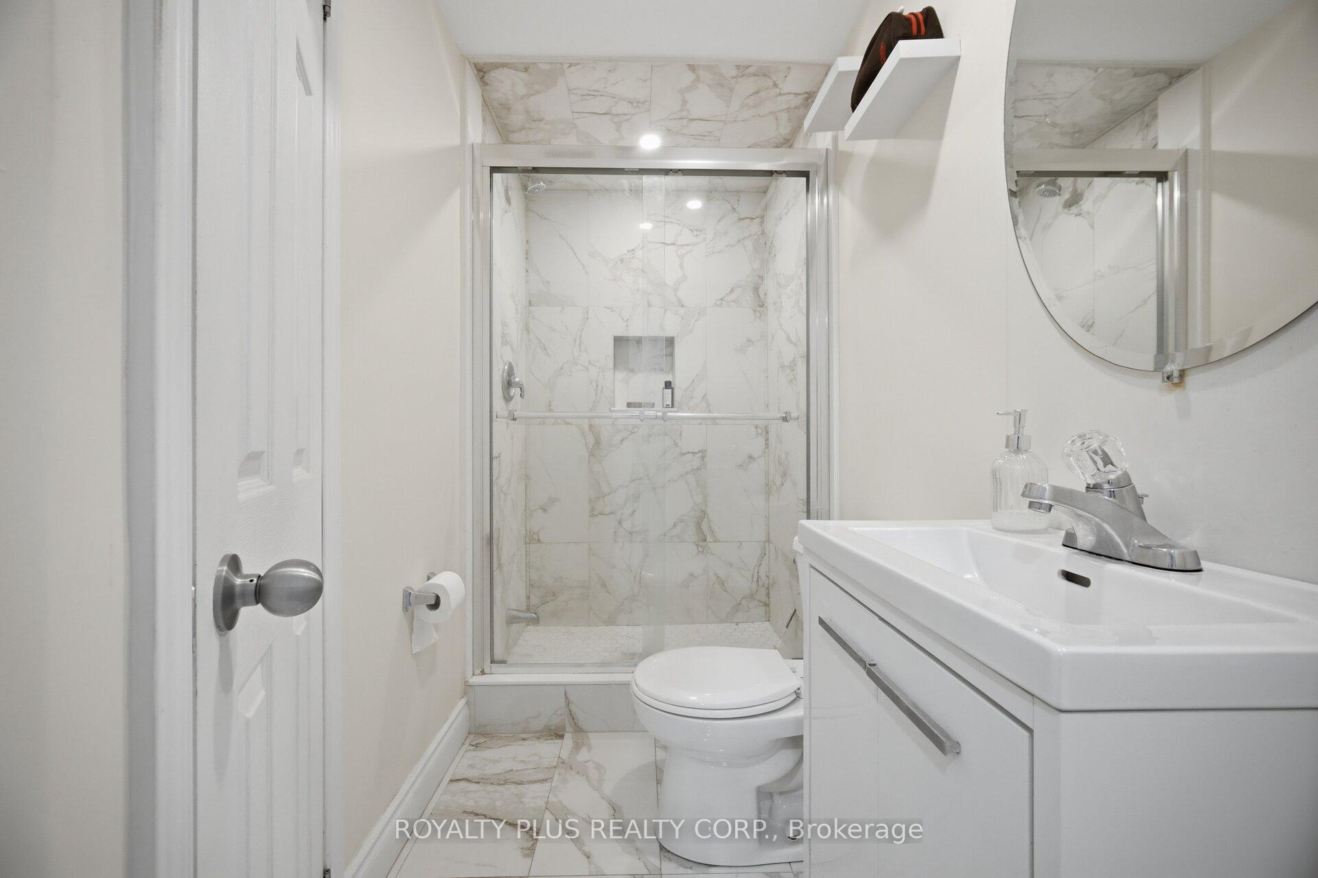 Photo 43 of 452 Jay Crescent, Orangeville — HOMEH