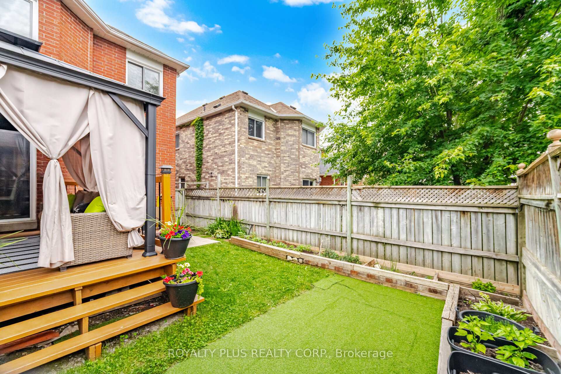 Photo 48 of 452 Jay Crescent, Orangeville — HOMEH