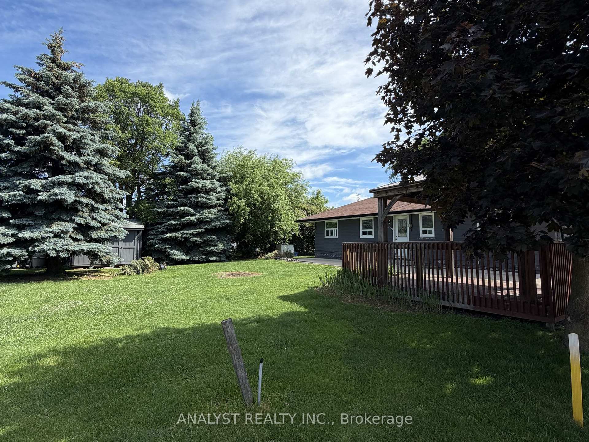 Photo 7 of 70 Simmons Street, Vaughan, Elder Mills — HOMEH