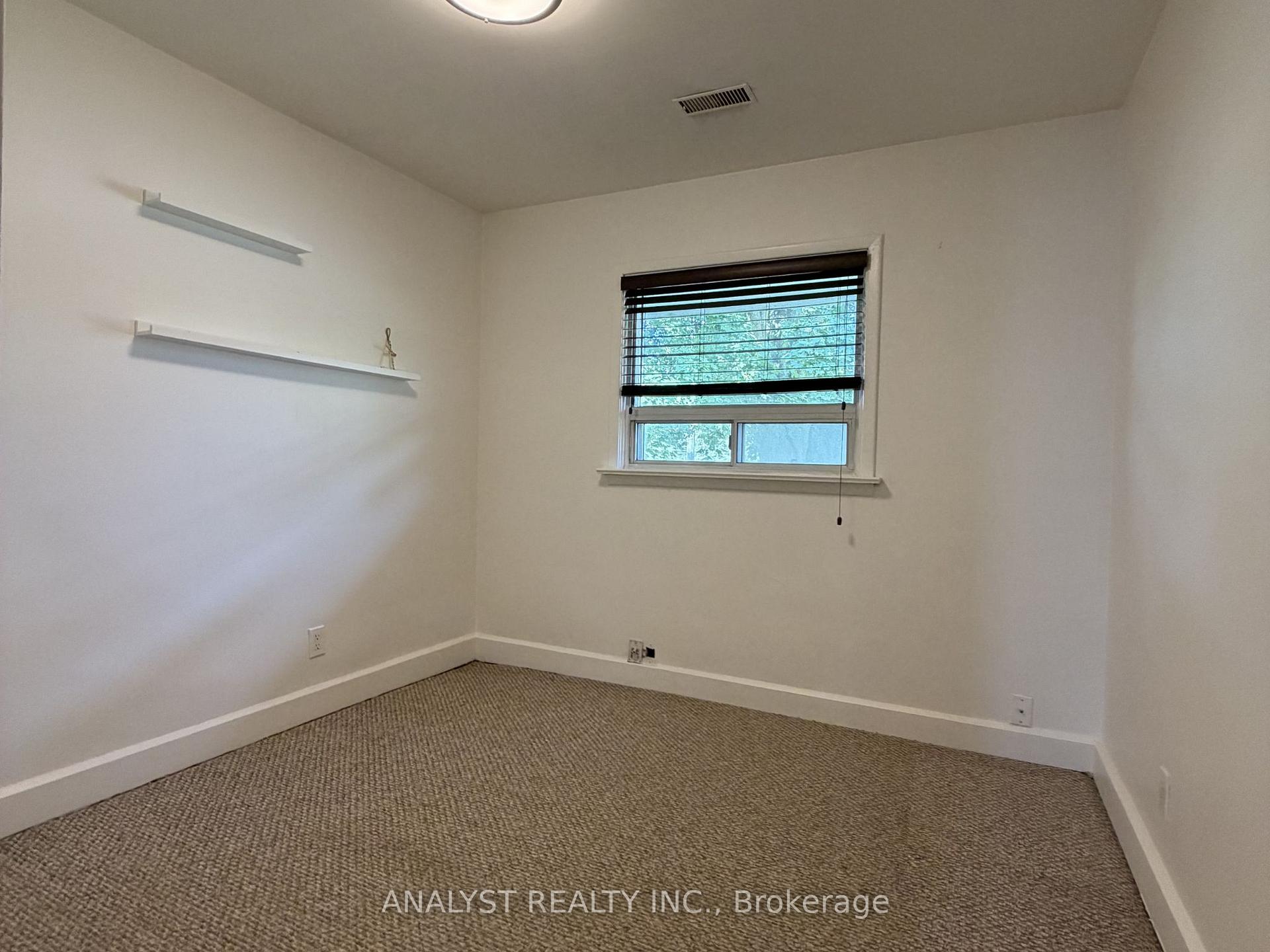 Photo 21 of 70 Simmons Street, Vaughan, Elder Mills — HOMEH
