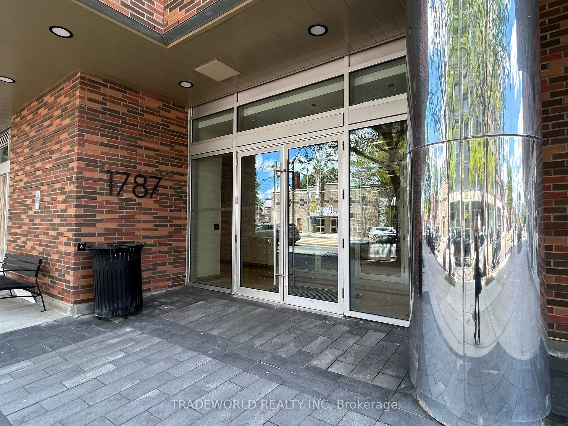 Front of Unit 323, 1787 St. Clair Avenue W