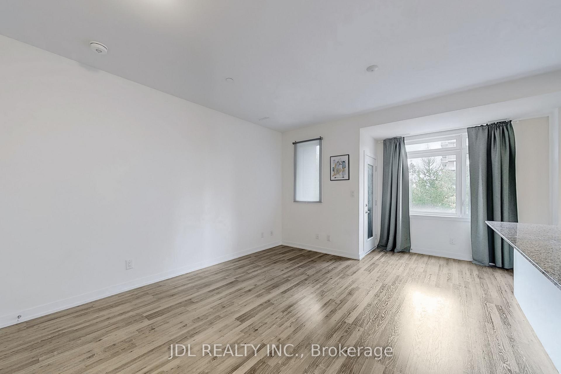 Photo 6 of Unit 112, 370 Red Maple Road, Richmond Hill, Langstaff — HOMEH
