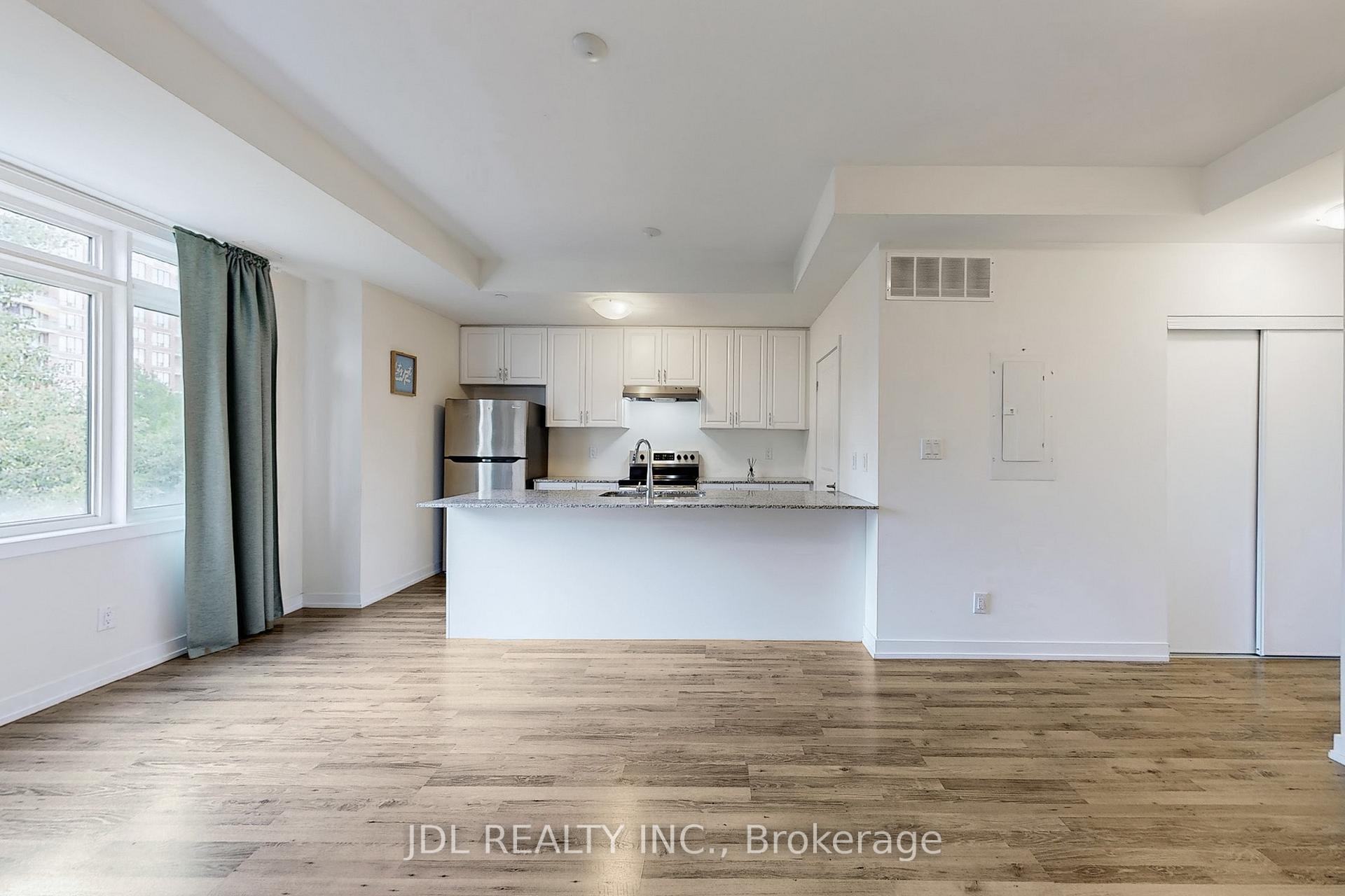 Photo 8 of Unit 112, 370 Red Maple Road, Richmond Hill, Langstaff — HOMEH