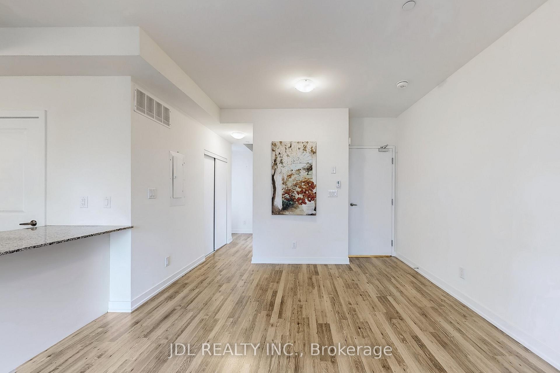 Photo 10 of Unit 112, 370 Red Maple Road, Richmond Hill, Langstaff — HOMEH