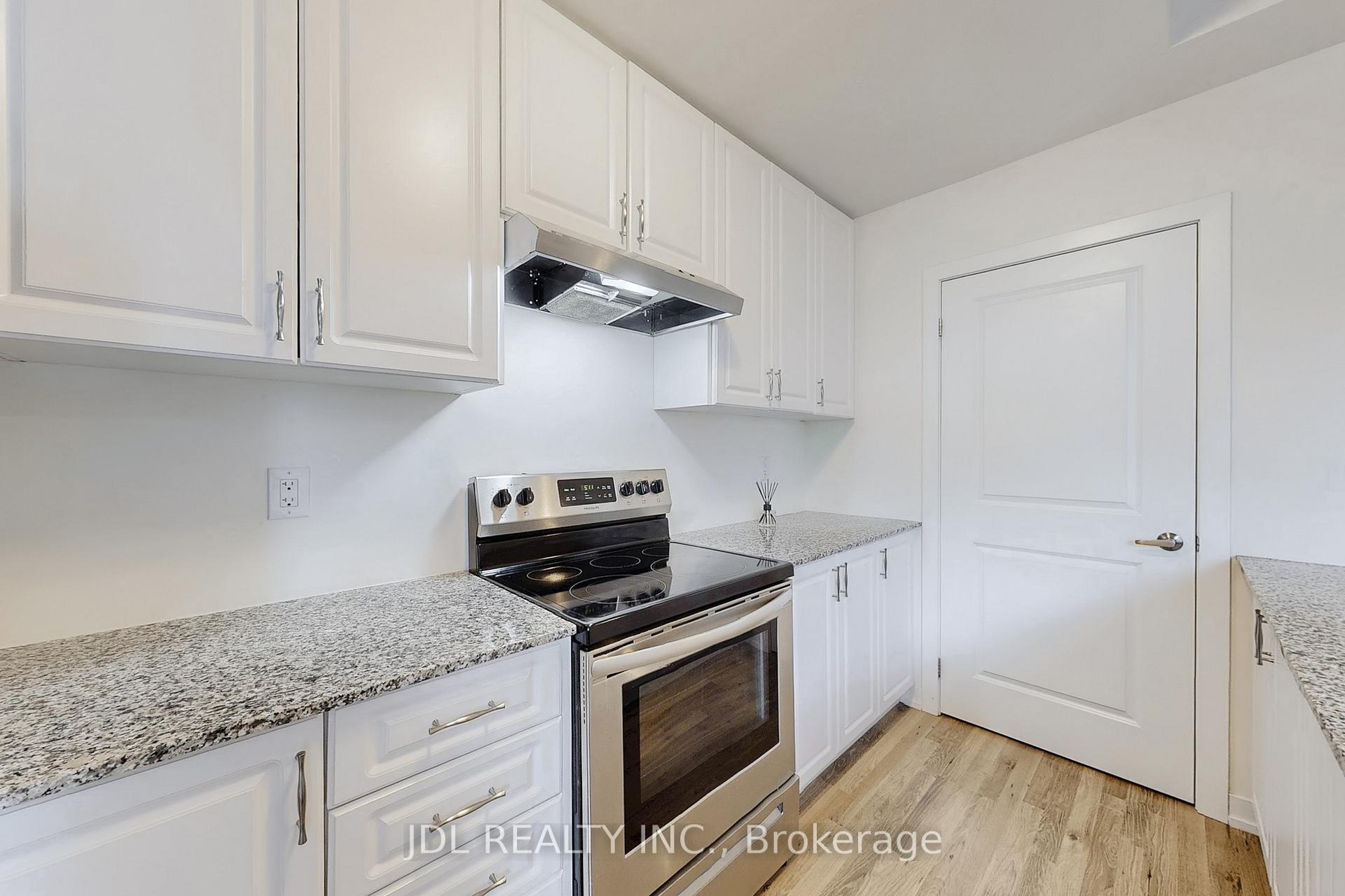 Photo 12 of Unit 112, 370 Red Maple Road, Richmond Hill, Langstaff — HOMEH