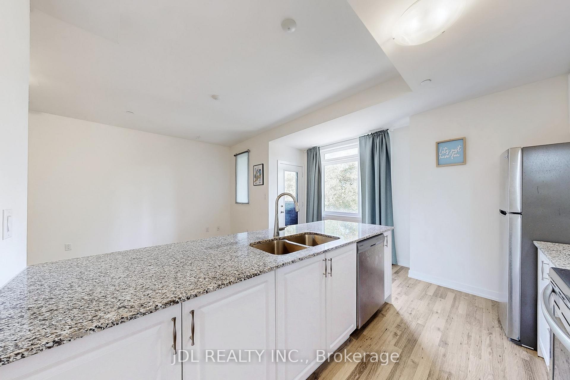 Photo 14 of Unit 112, 370 Red Maple Road, Richmond Hill, Langstaff — HOMEH