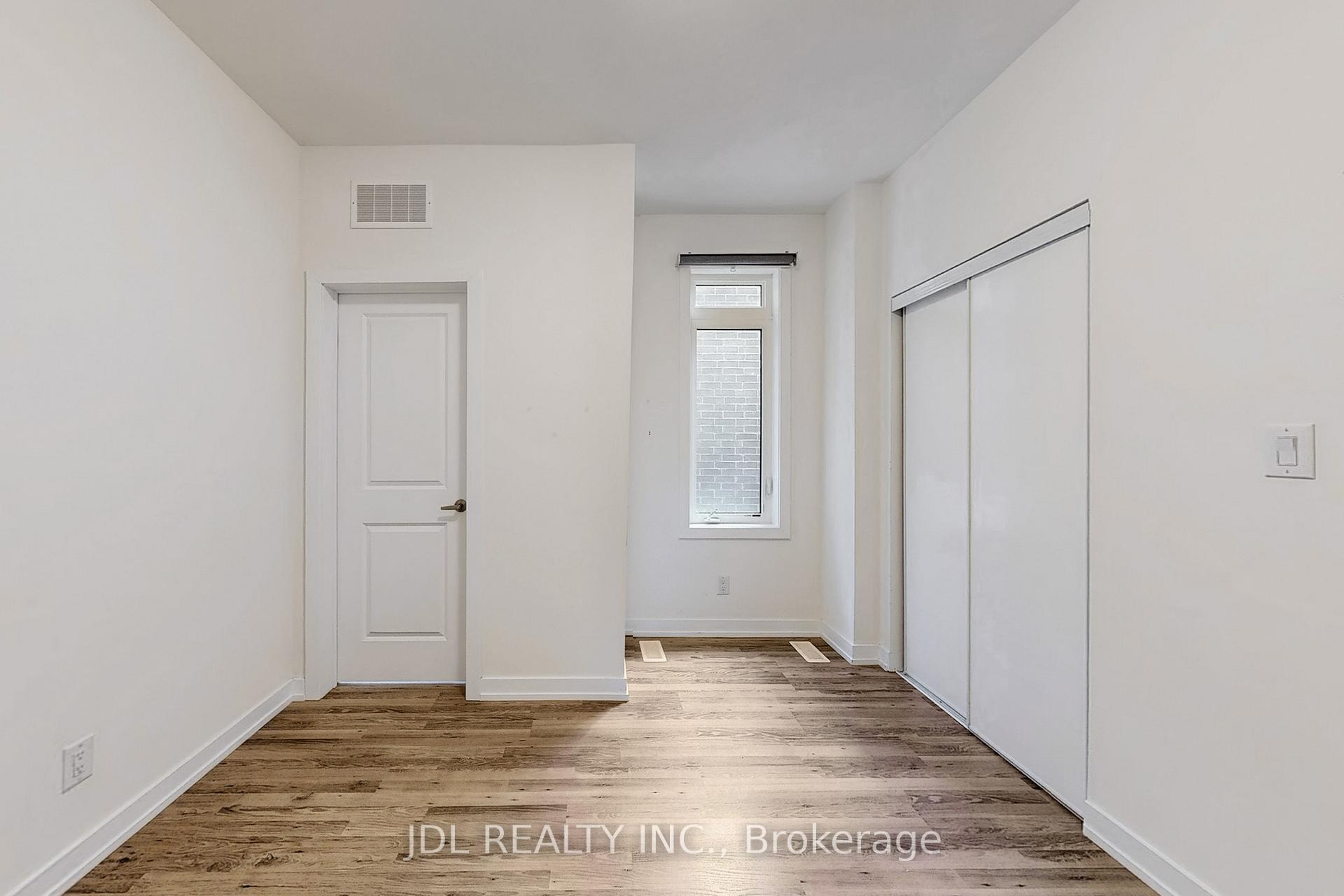 Photo 27 of Unit 112, 370 Red Maple Road, Richmond Hill, Langstaff — HOMEH
