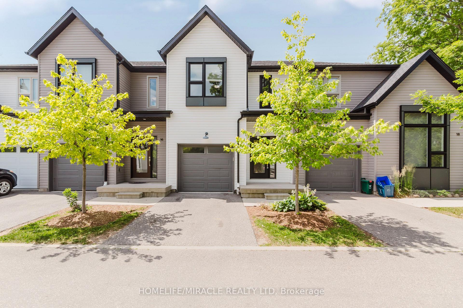 Photo 2 of Unit Unit 17, 110 Fergus Avenue, Kitchener, Stanley Park — HOMEH