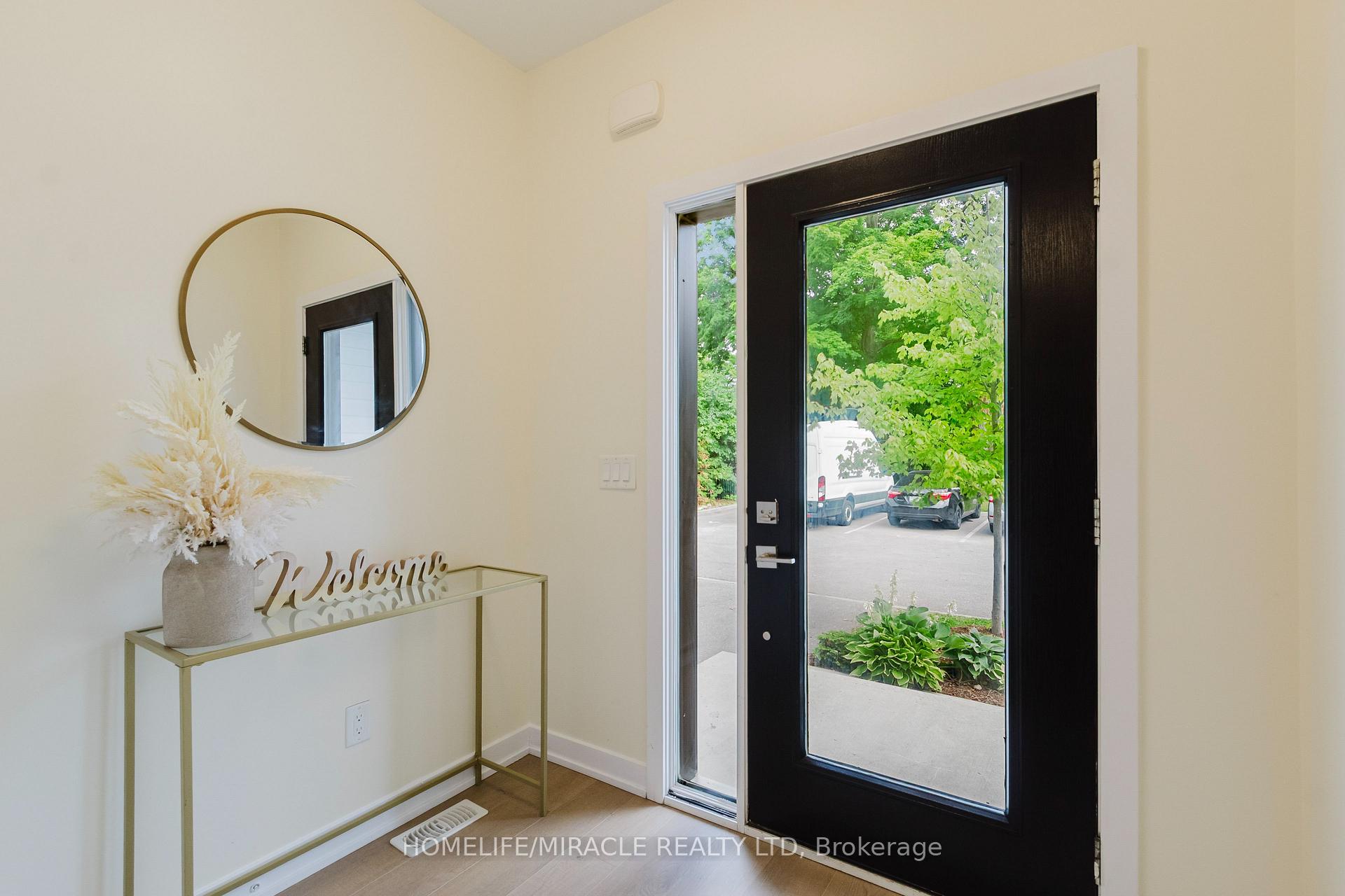Photo 5 of Unit Unit 17, 110 Fergus Avenue, Kitchener, Stanley Park — HOMEH