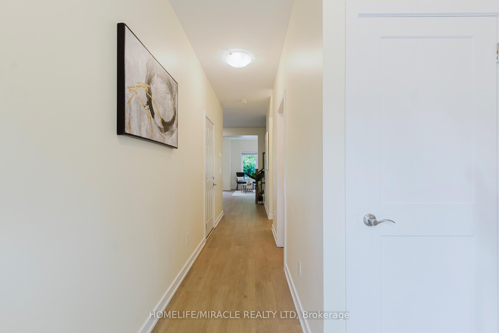 Photo 6 of Unit Unit 17, 110 Fergus Avenue, Kitchener, Stanley Park — HOMEH
