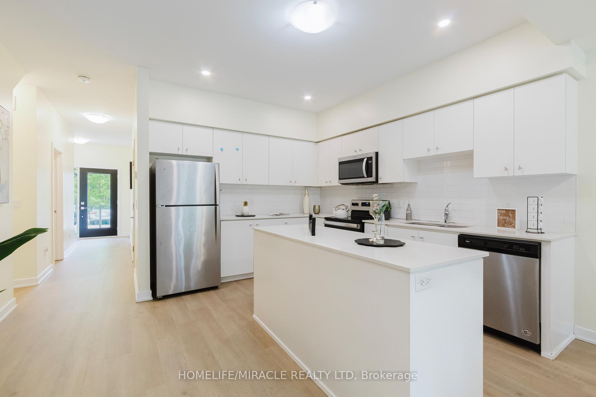 Photo 12 of Unit Unit 17, 110 Fergus Avenue, Kitchener, Stanley Park — HOMEH