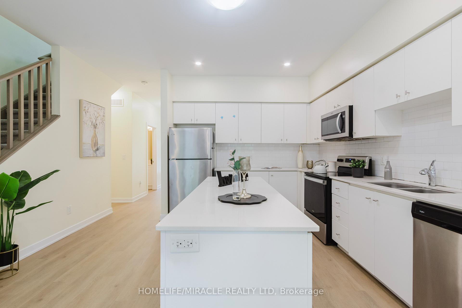 Photo 13 of Unit Unit 17, 110 Fergus Avenue, Kitchener, Stanley Park — HOMEH