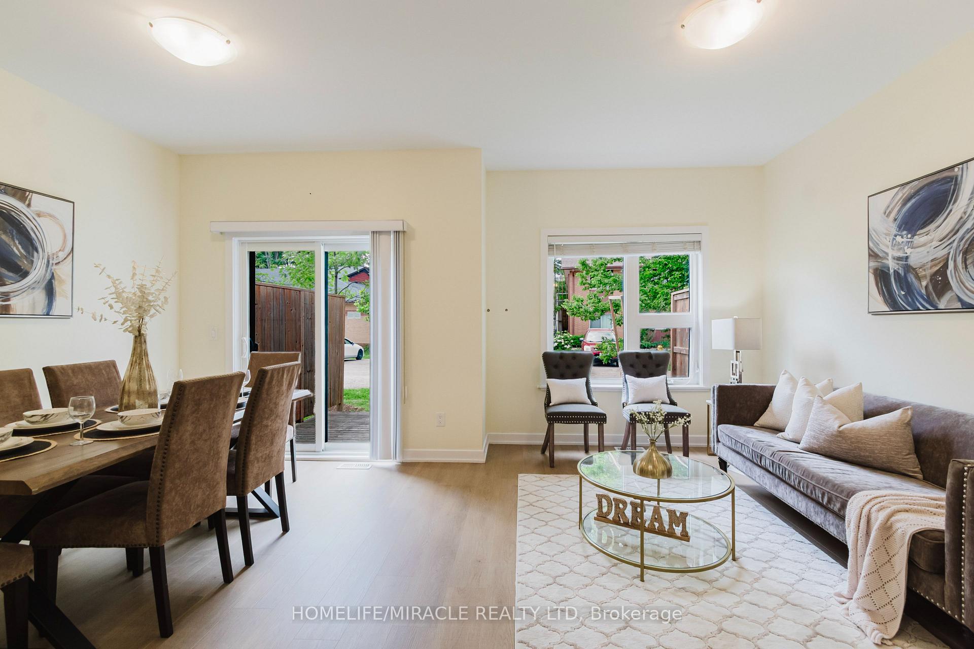 Photo 23 of Unit Unit 17, 110 Fergus Avenue, Kitchener, Stanley Park — HOMEH