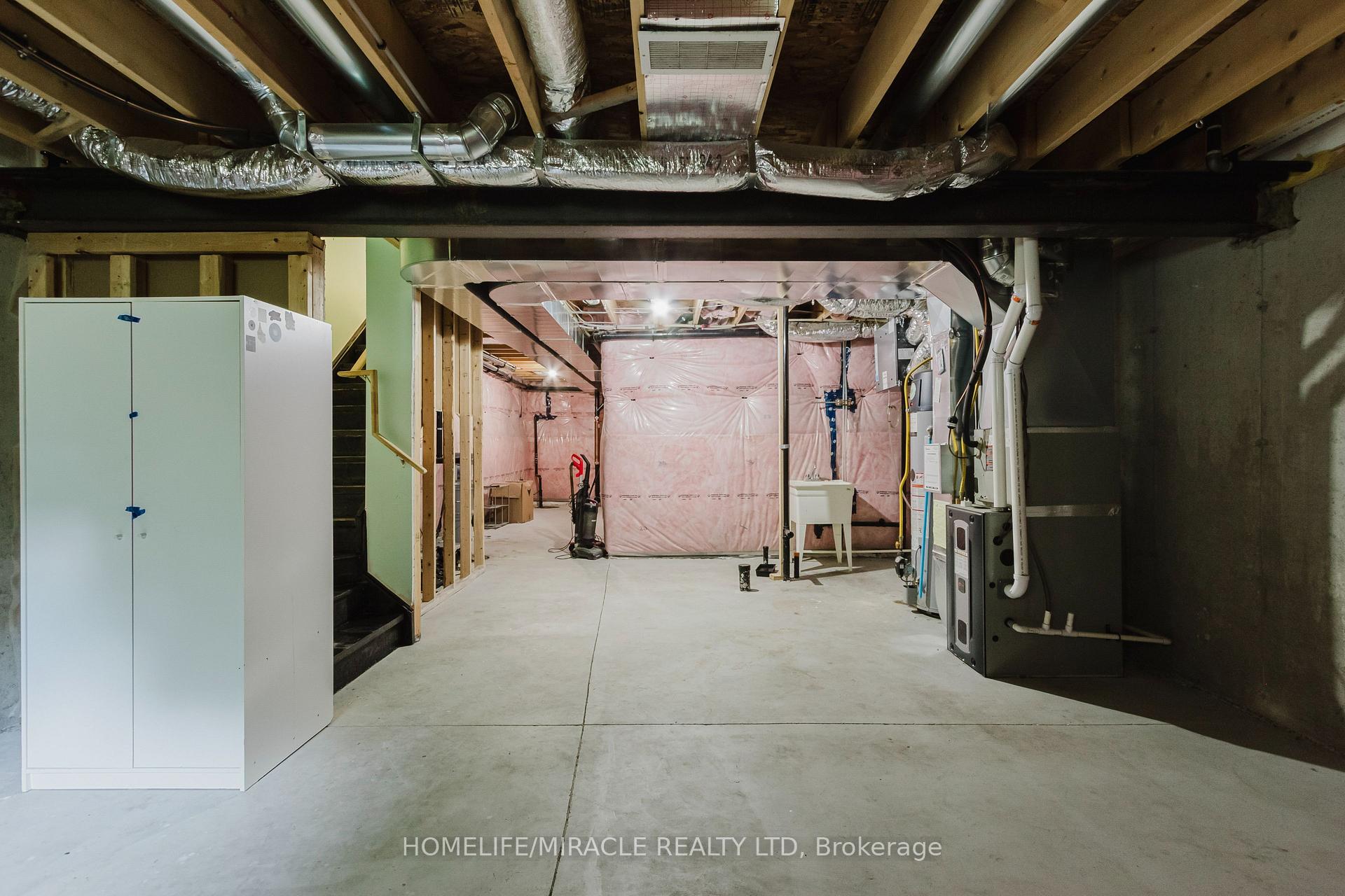 Photo 39 of Unit Unit 17, 110 Fergus Avenue, Kitchener, Stanley Park — HOMEH