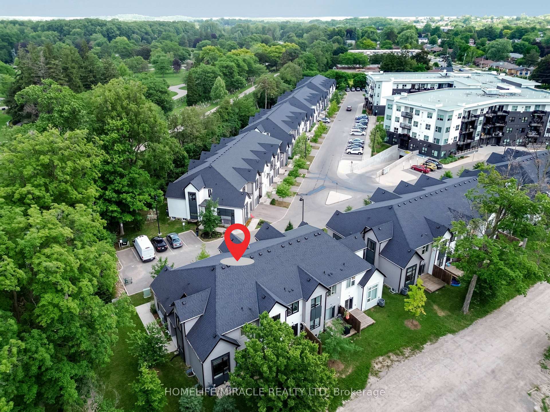 Photo 42 of Unit Unit 17, 110 Fergus Avenue, Kitchener, Stanley Park — HOMEH