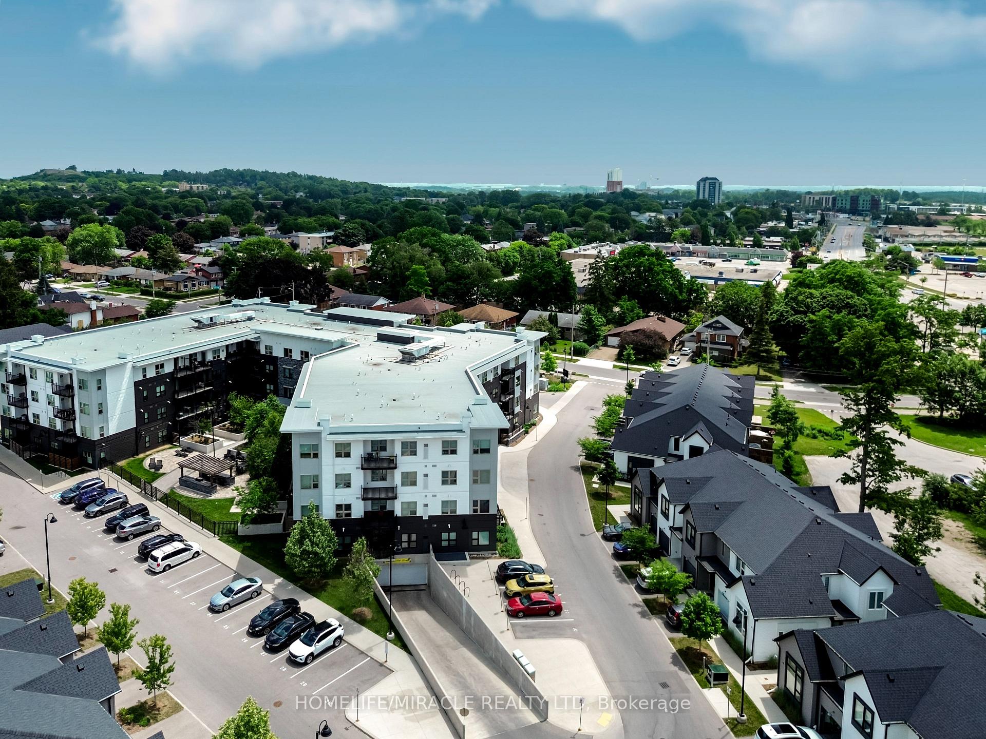 Photo 44 of Unit Unit 17, 110 Fergus Avenue, Kitchener, Stanley Park — HOMEH
