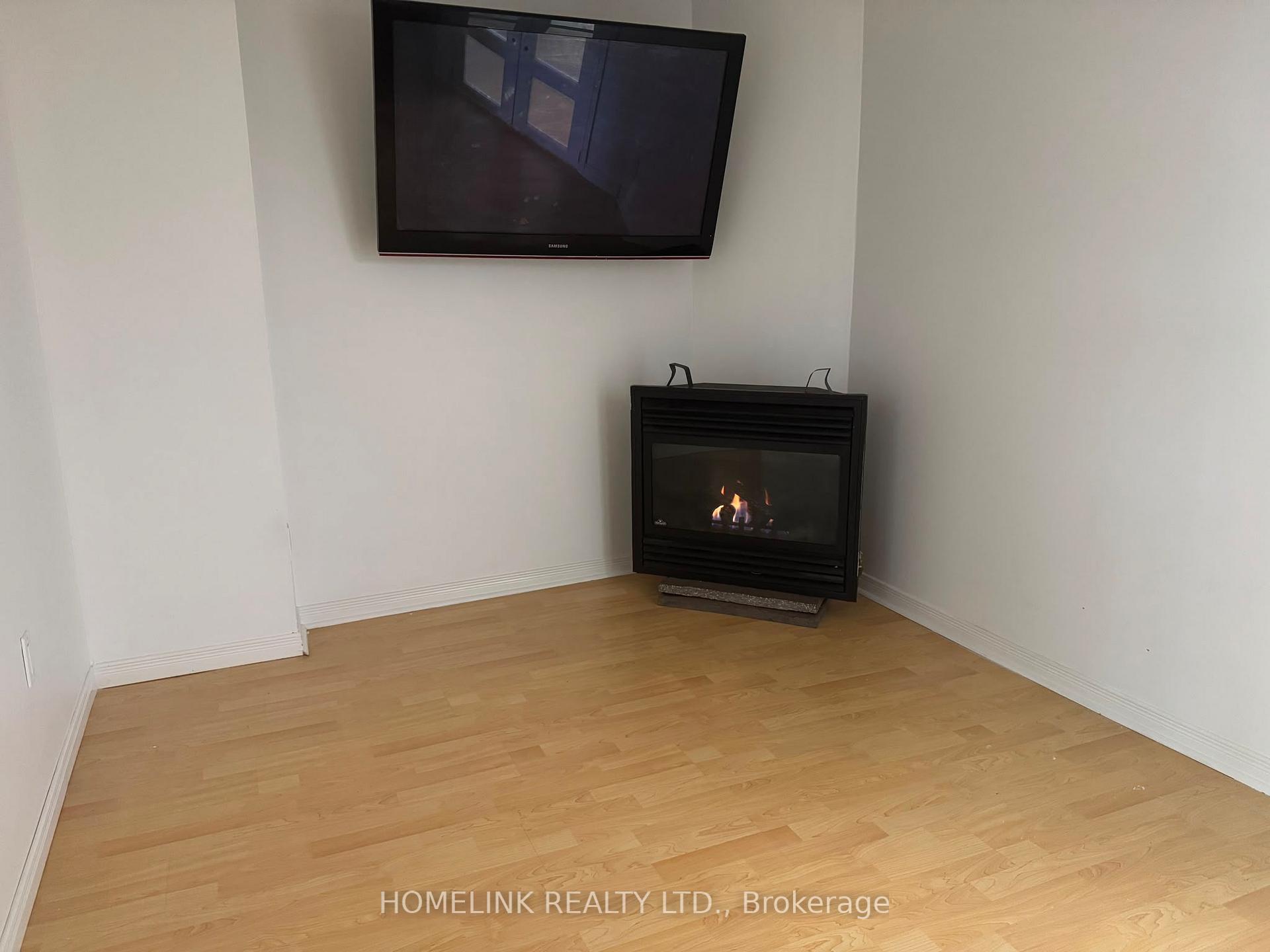 Photo 6 of 1115 Silverfox Court, Oshawa, Pinecrest — HOMEH