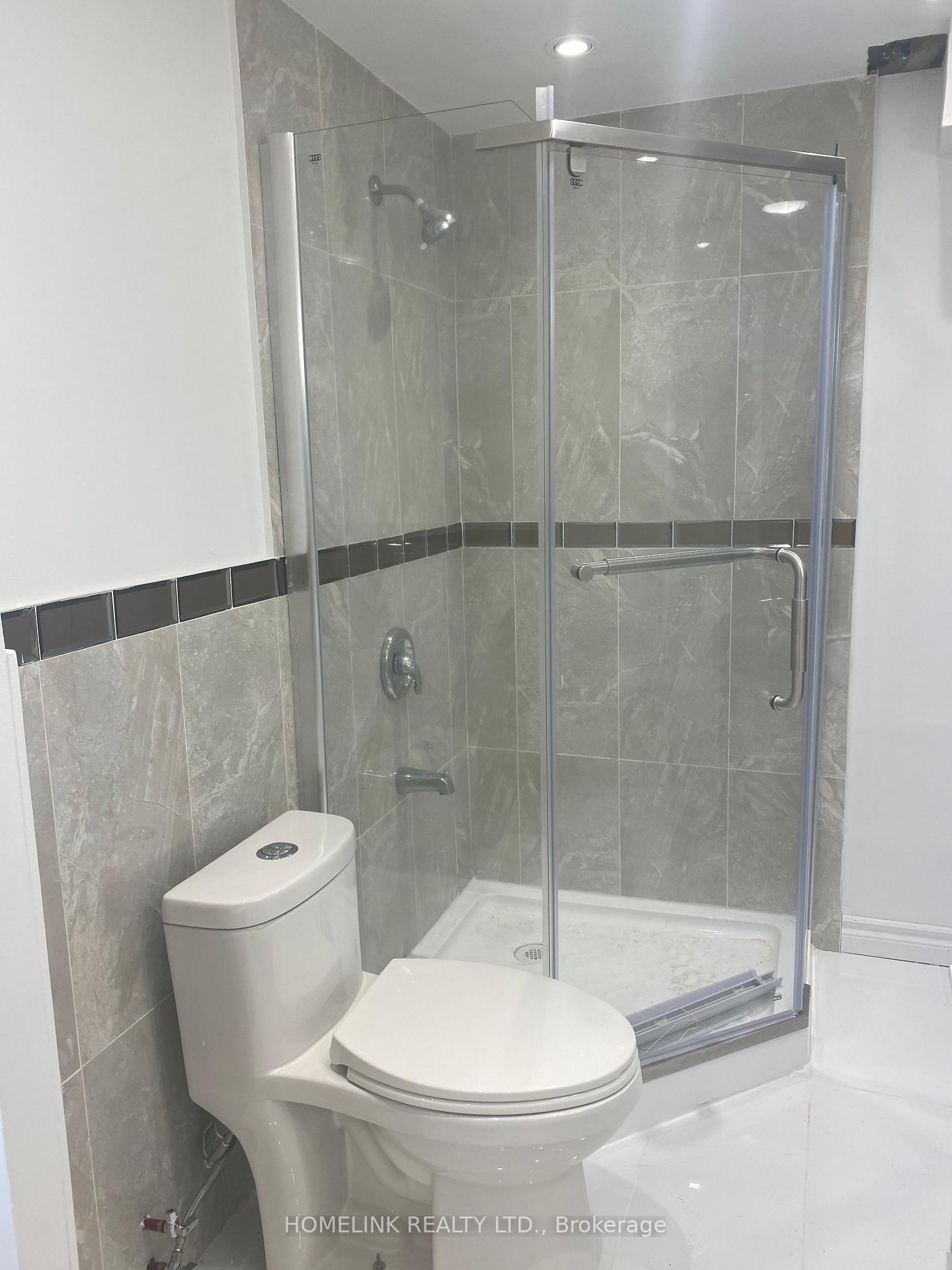 Photo 17 of 1115 Silverfox Court, Oshawa, Pinecrest — HOMEH