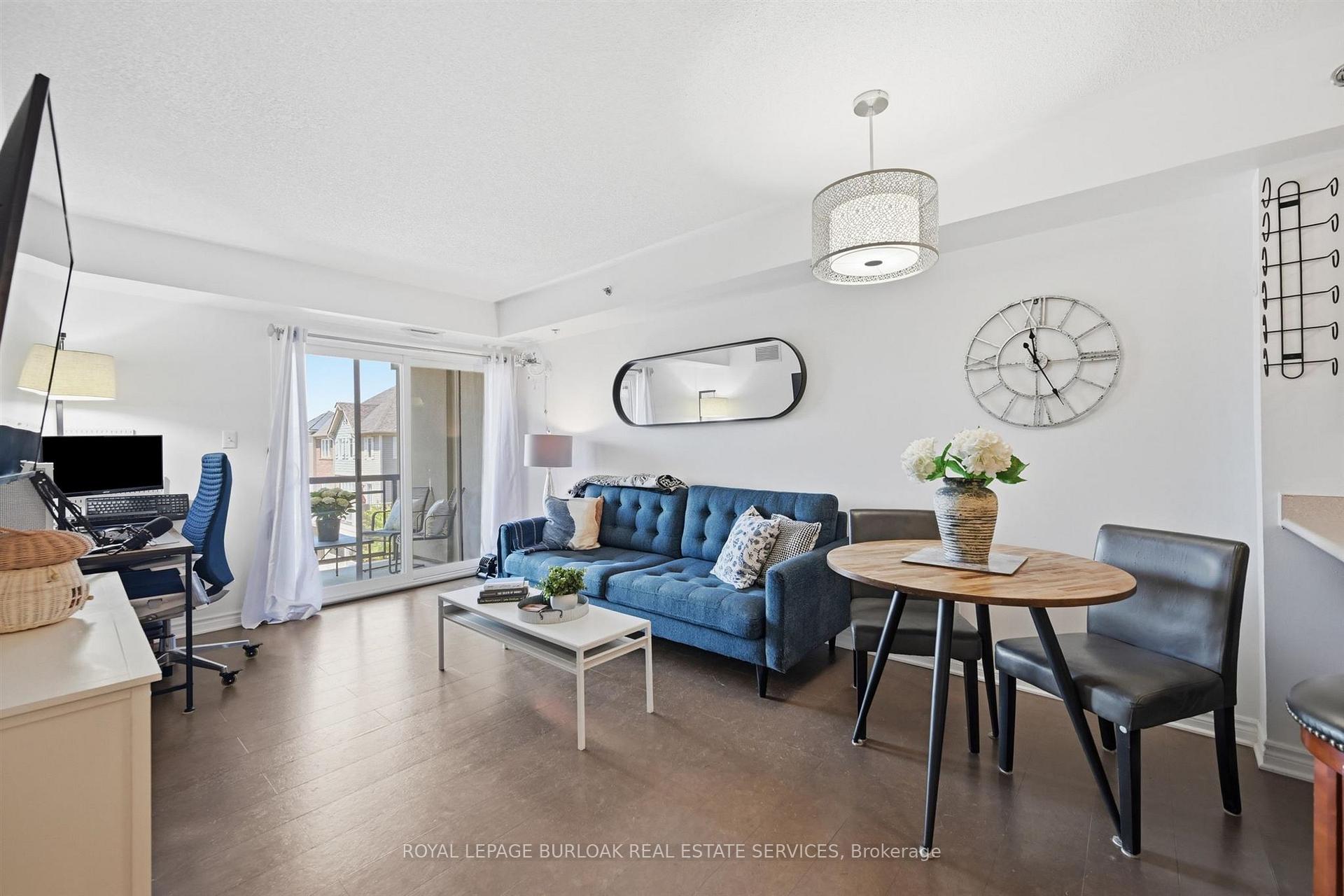 Photo 9 of Unit 303, 3060 Rotary Way, Burlington, Alton — HOMEH