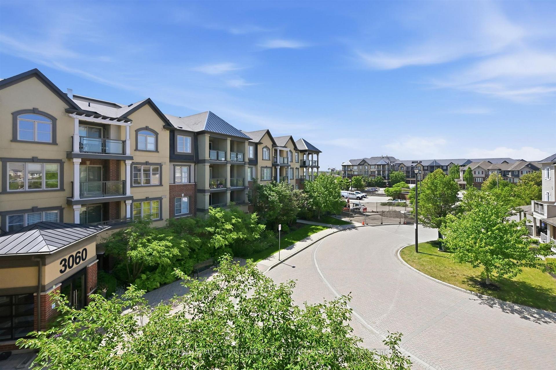 Photo 15 of Unit 303, 3060 Rotary Way, Burlington, Alton — HOMEH