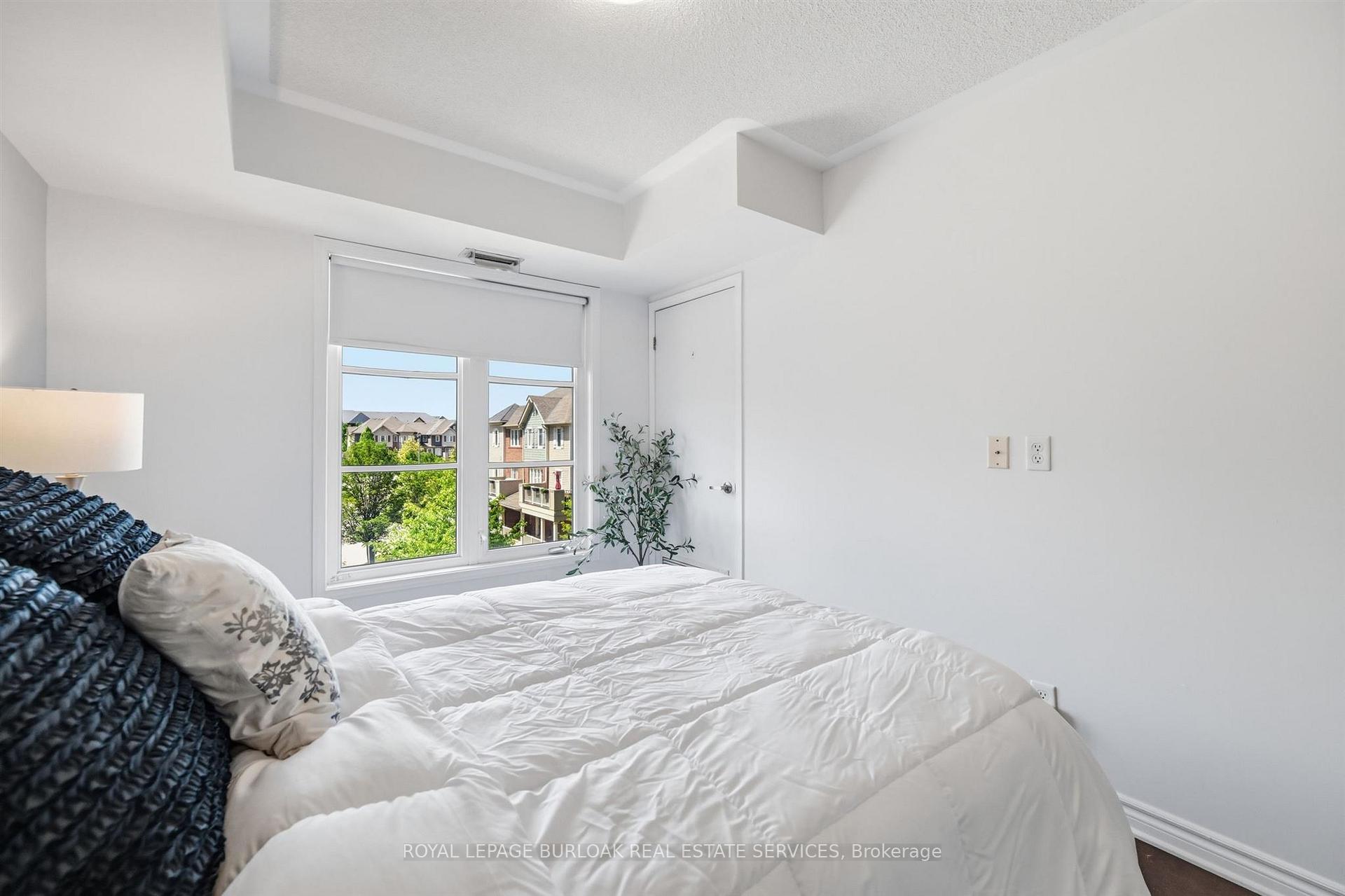 Photo 18 of Unit 303, 3060 Rotary Way, Burlington, Alton — HOMEH