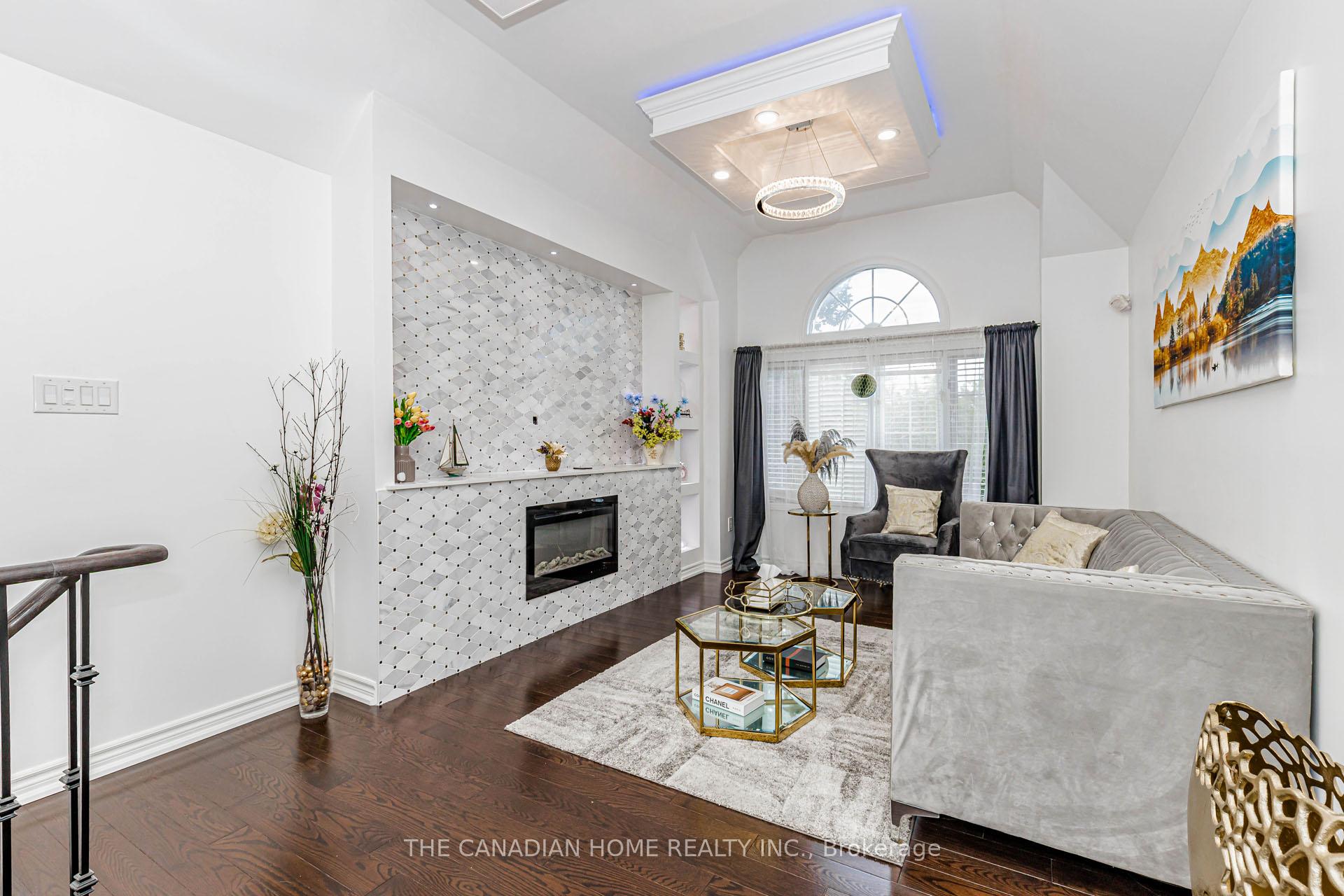 Photo 13 of 67 Bighorn Crescent, Brampton, Sandringham-Wellington — HOMEH