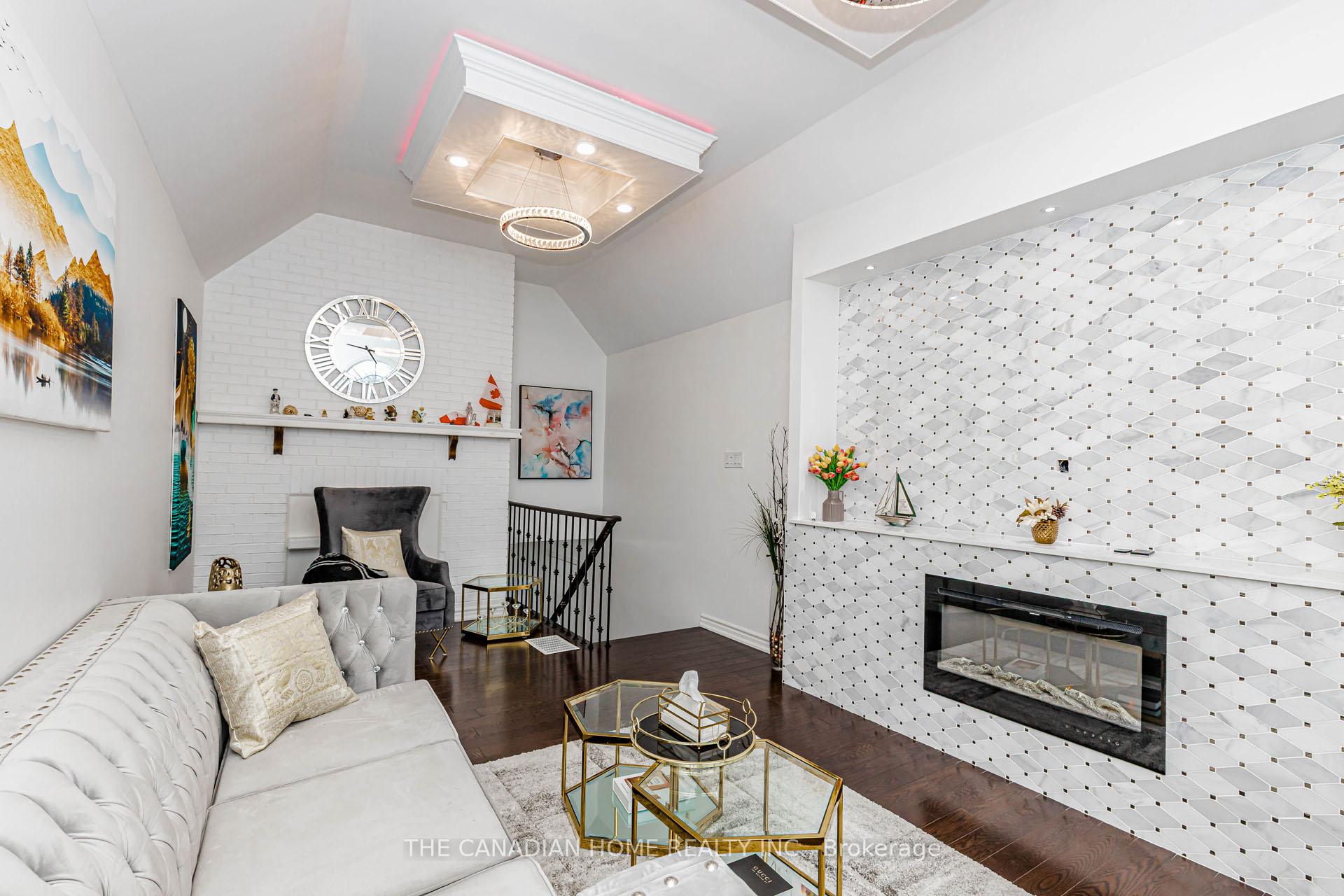 Photo 14 of 67 Bighorn Crescent, Brampton, Sandringham-Wellington — HOMEH
