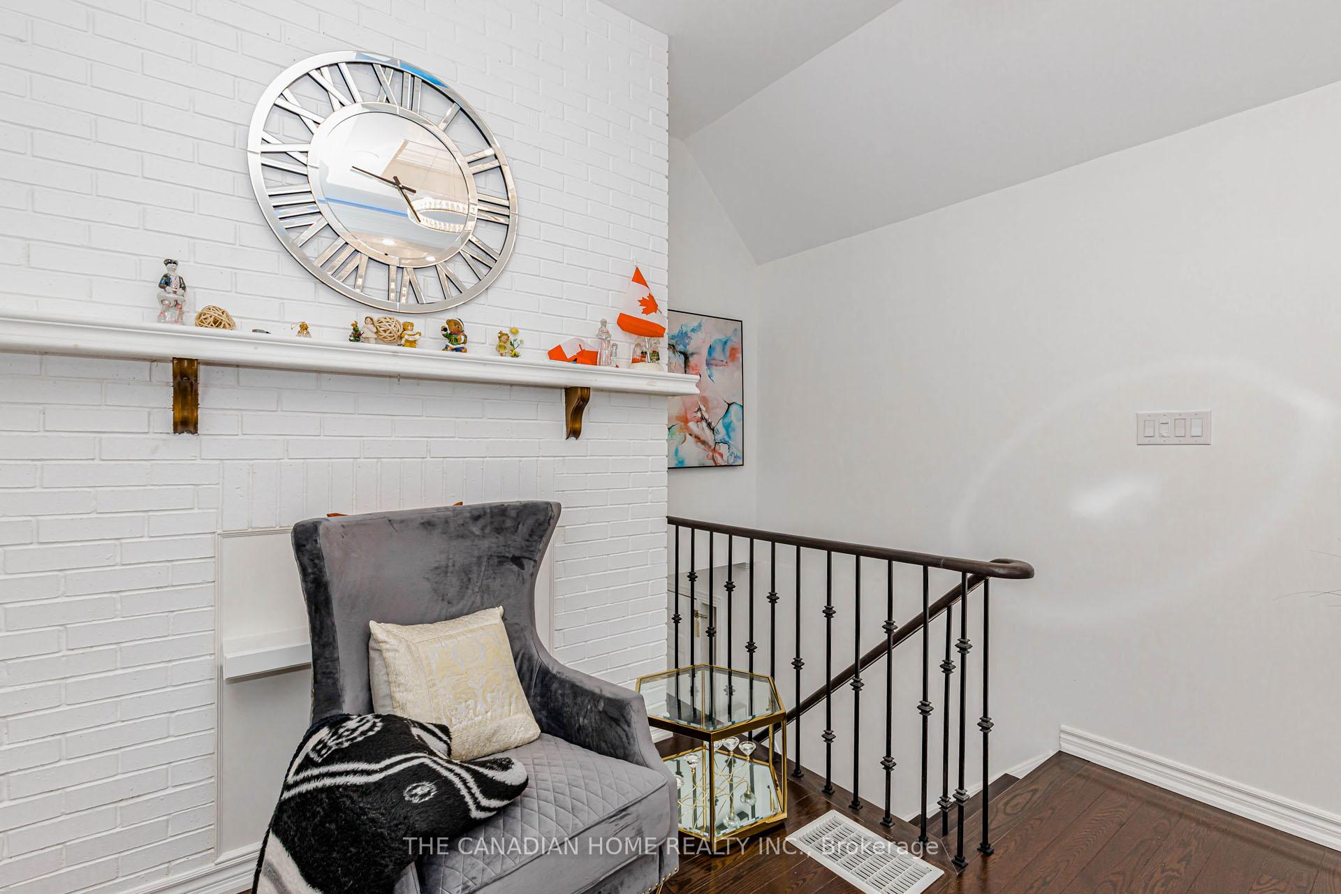 Photo 17 of 67 Bighorn Crescent, Brampton, Sandringham-Wellington — HOMEH