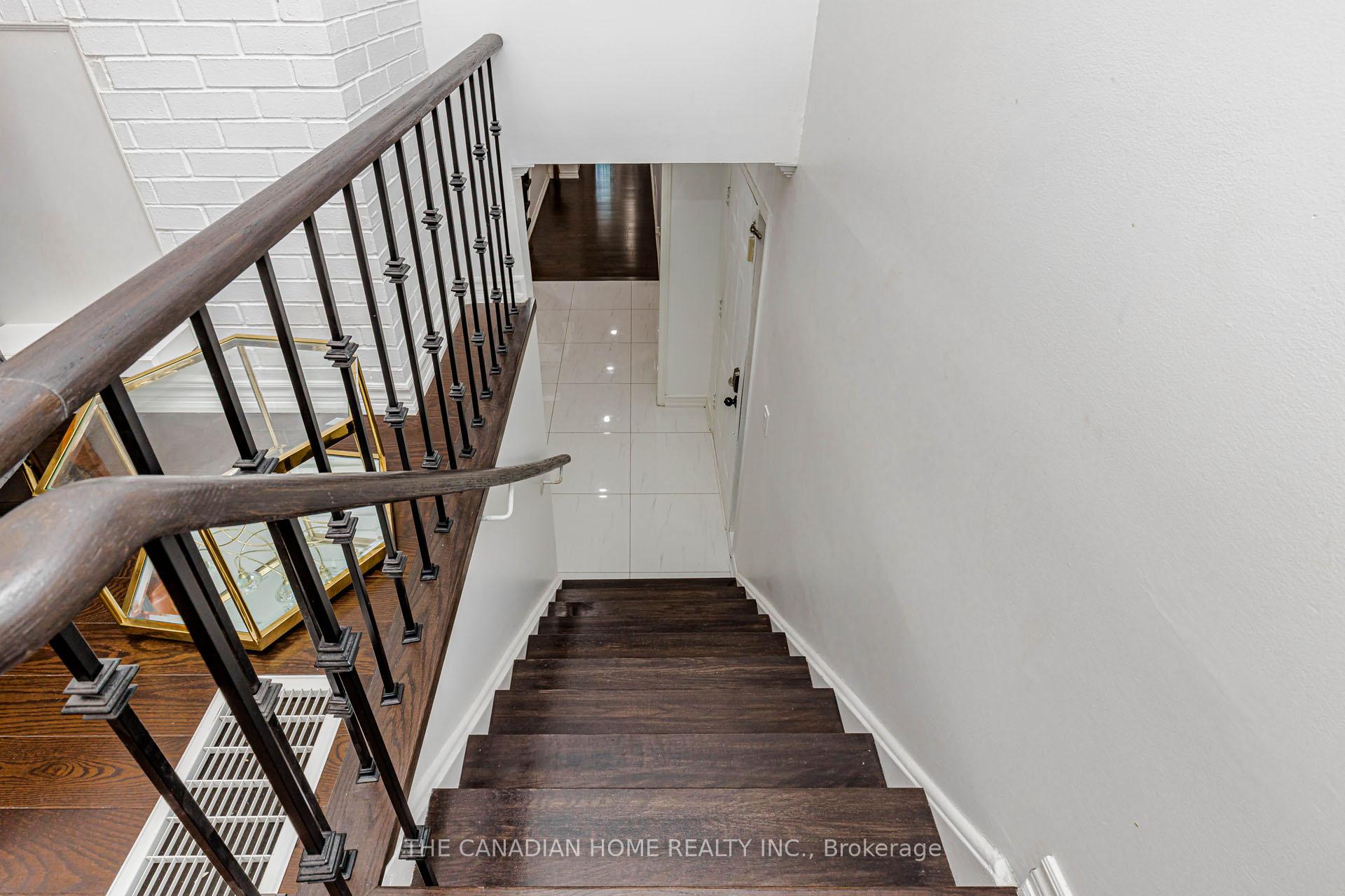 Photo 18 of 67 Bighorn Crescent, Brampton, Sandringham-Wellington — HOMEH