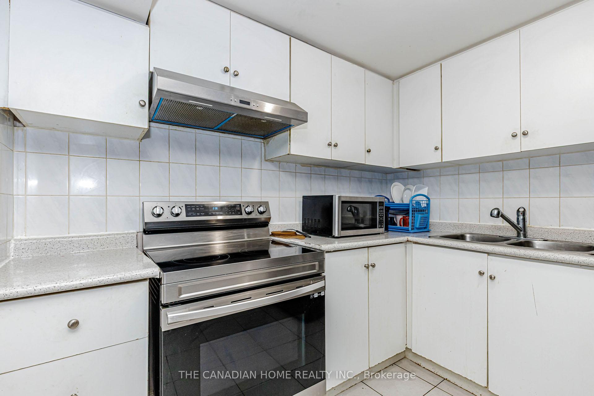 Photo 48 of 67 Bighorn Crescent, Brampton, Sandringham-Wellington — HOMEH