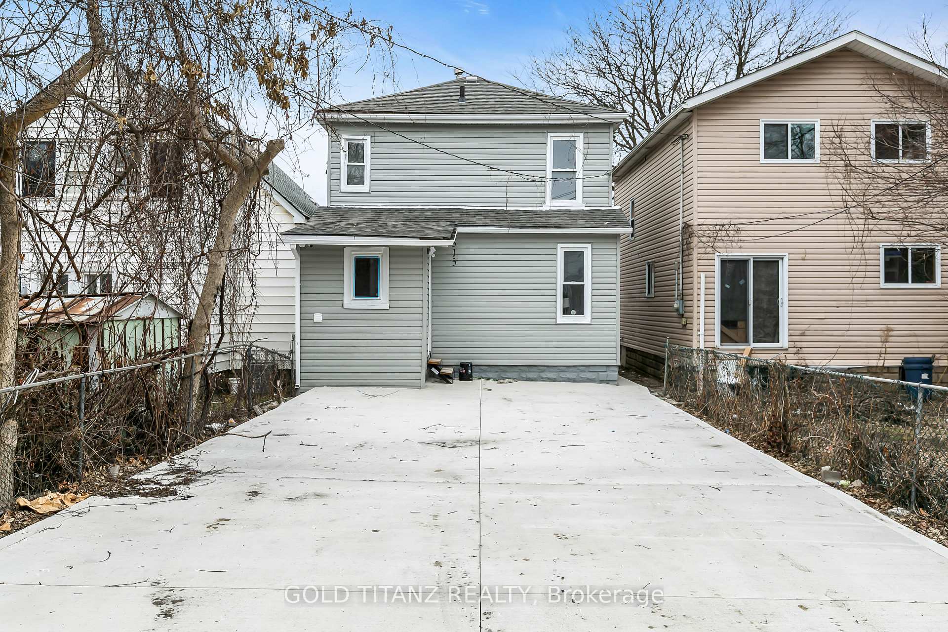 Photo 15 of 515 Bridge Avenue, Windsor, Windsor University District — HOMEH