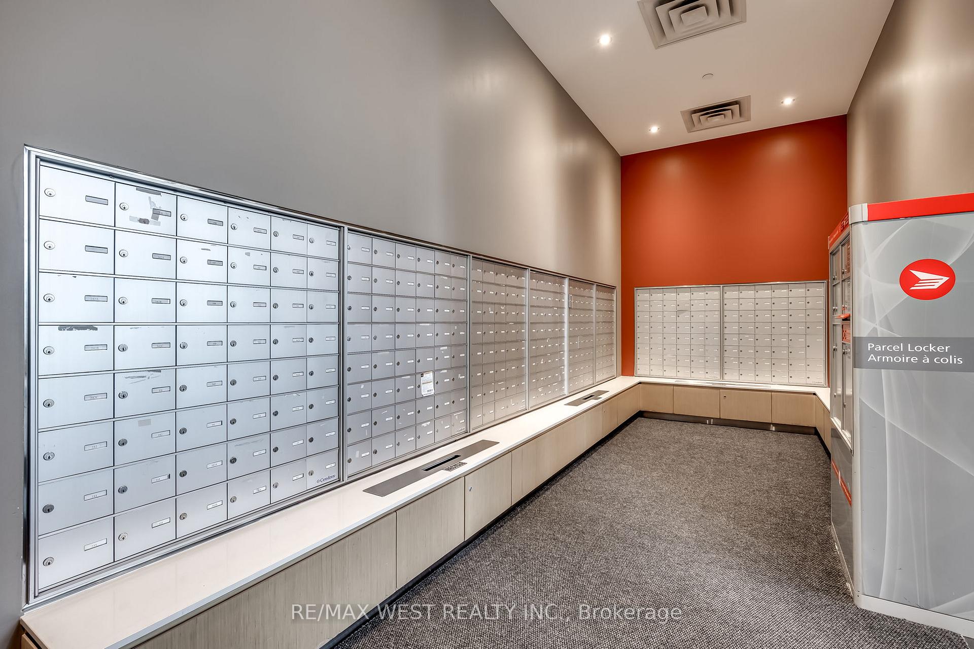 Photo 18 of Unit 1106, 15 Iceboat Terrace, Toronto, Waterfront Communities — HOMEH