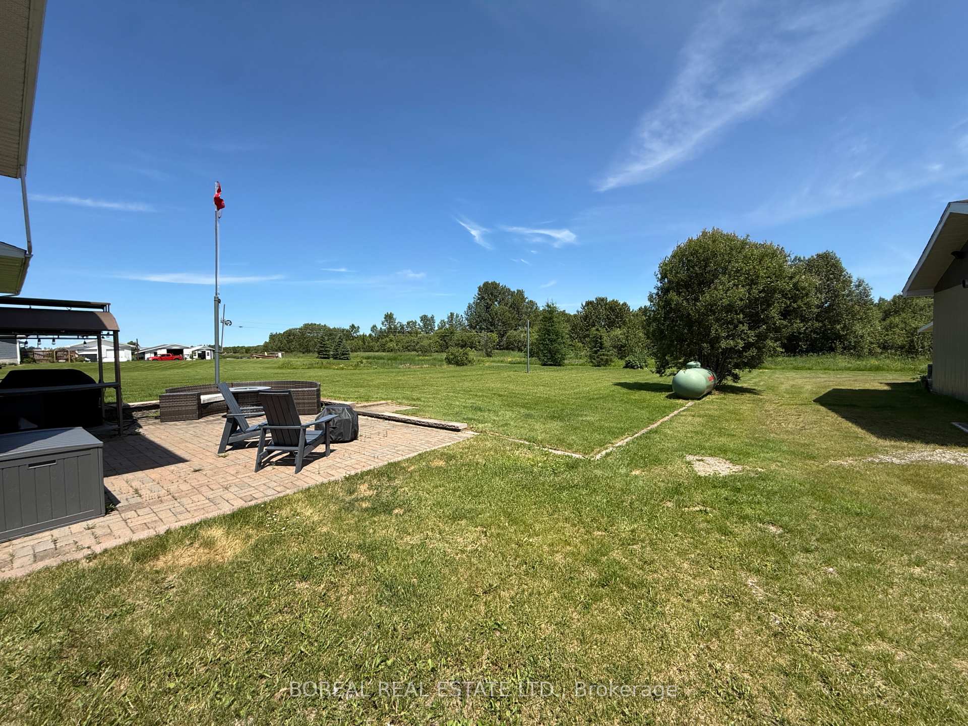 Photo 14 of 1476 Highway 11 S, Cochrane — HOMEH