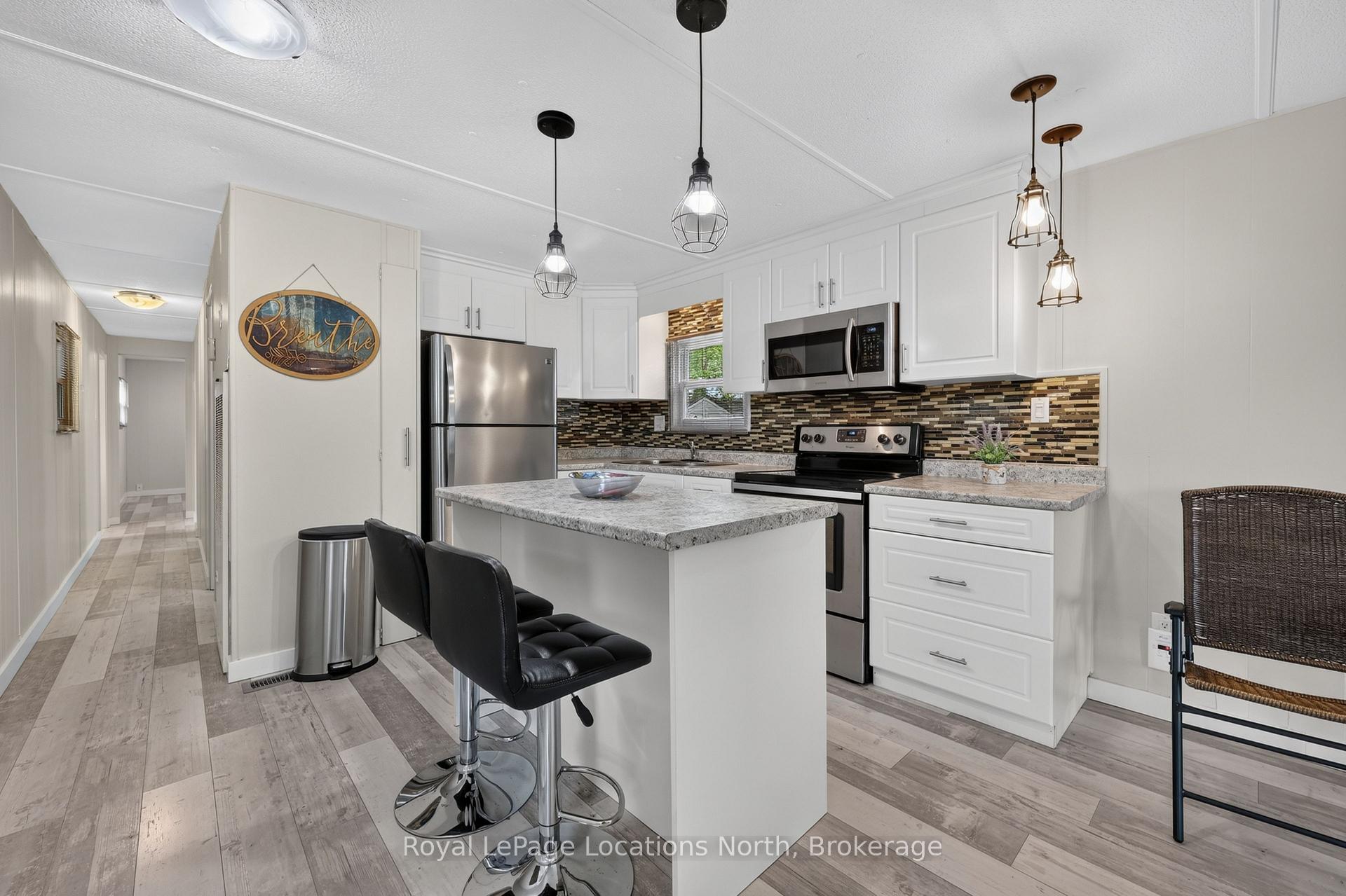 Photo 8 of 8 Shaw Street, Wasaga Beach — HOMEH